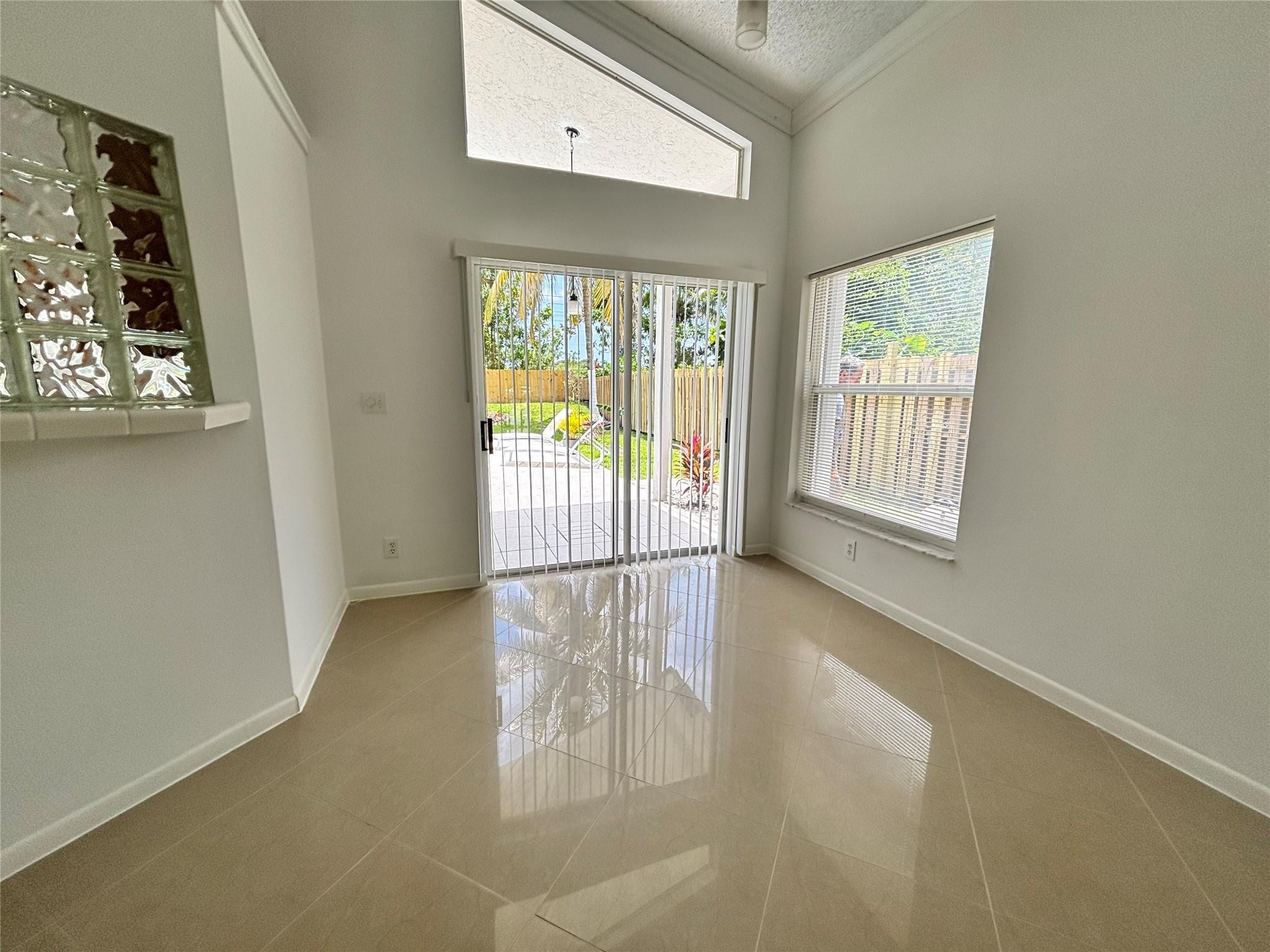 2990 NW 68th, Margate FL 33063