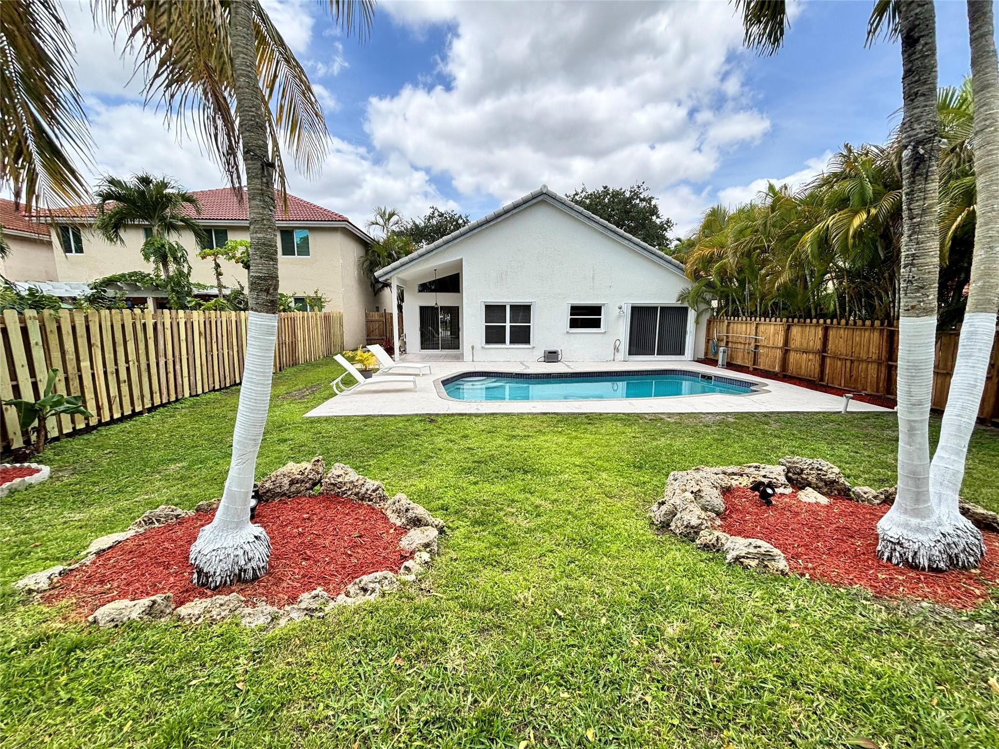 2990 NW 68th, Margate FL 33063