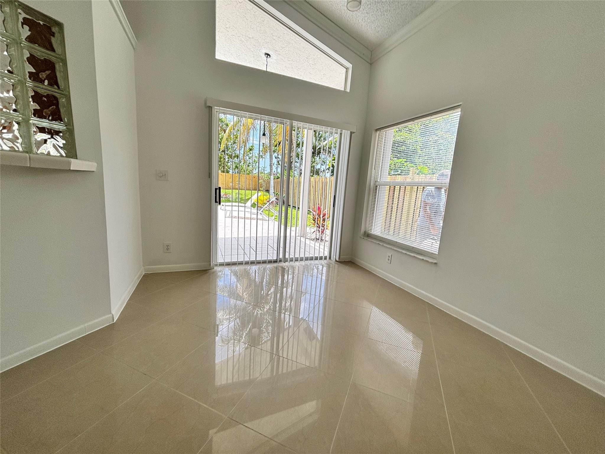 2990 NW 68th, Margate FL 33063