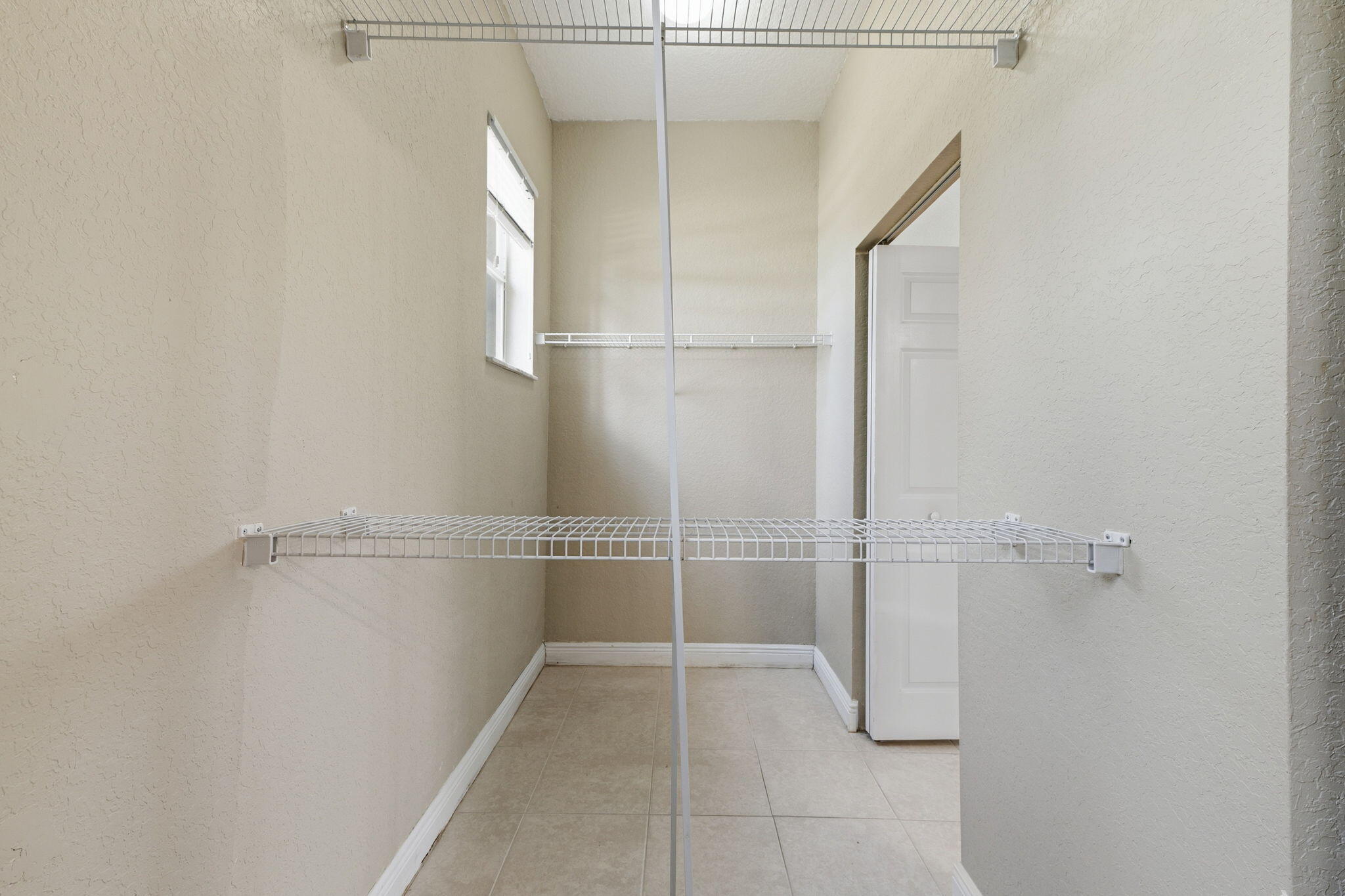 126 Magnolia, Jupiter FL 33469