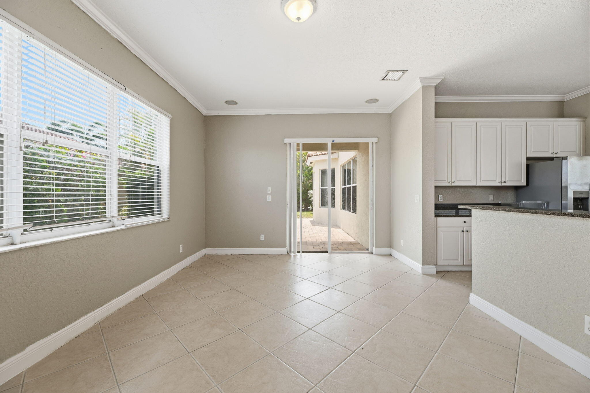 126 Magnolia, Jupiter FL 33469