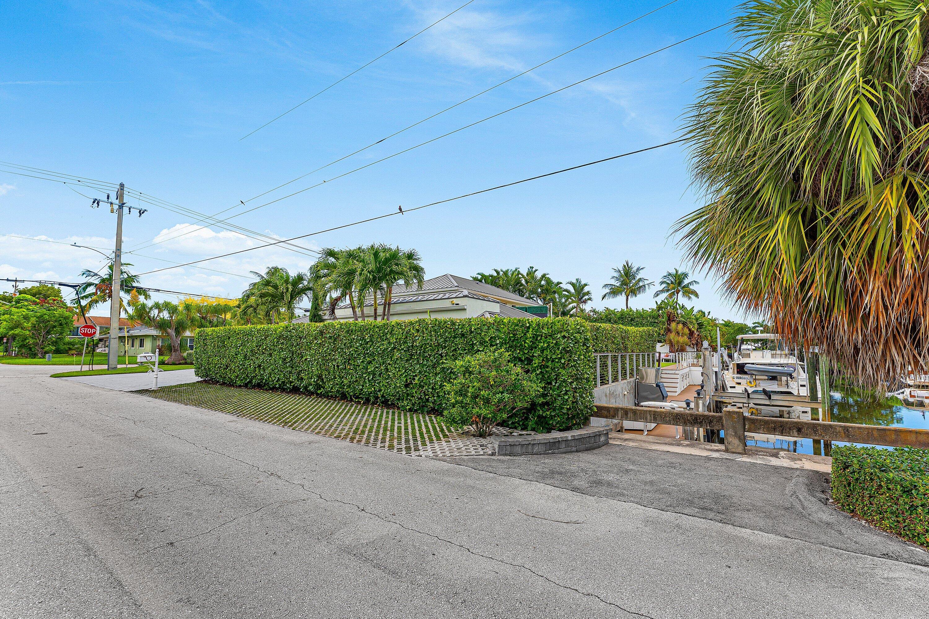 6500 NE 7th, Boca Raton FL 33487