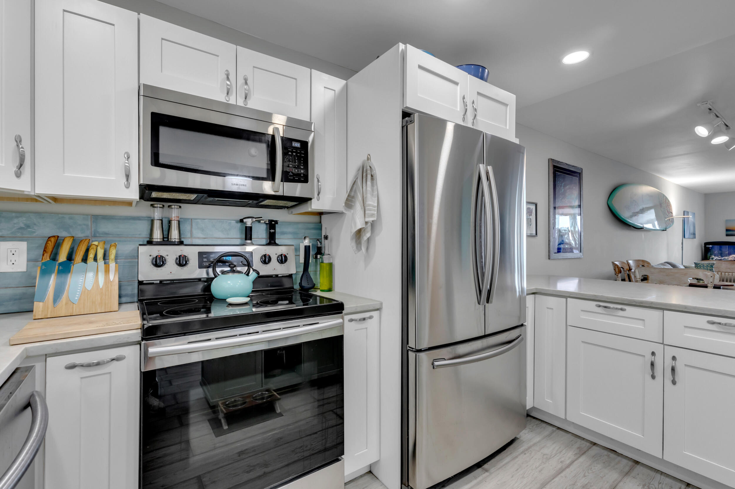3100 NE 49th #503, Fort Lauderdale FL 33308
