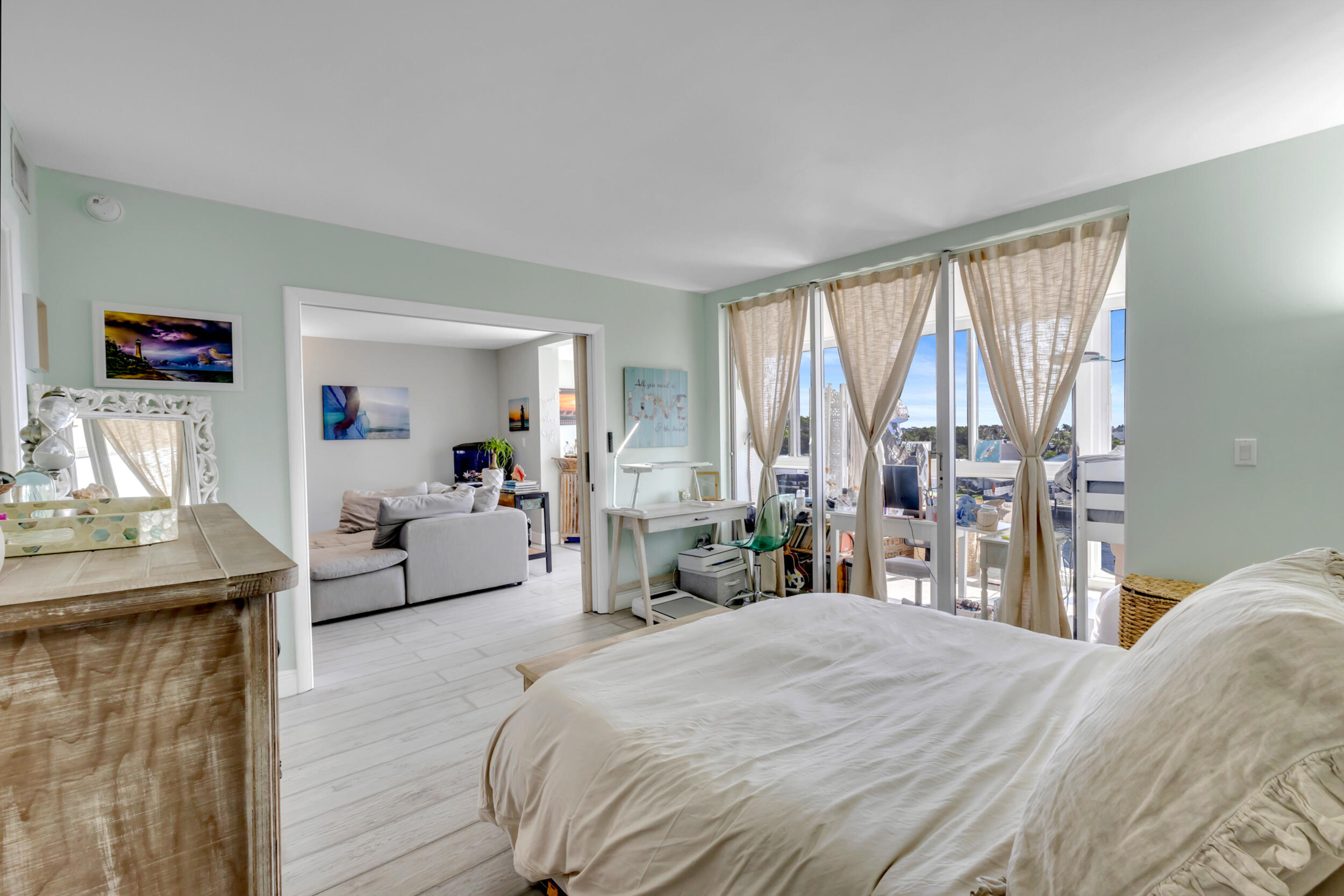 3100 NE 49th #503, Fort Lauderdale FL 33308