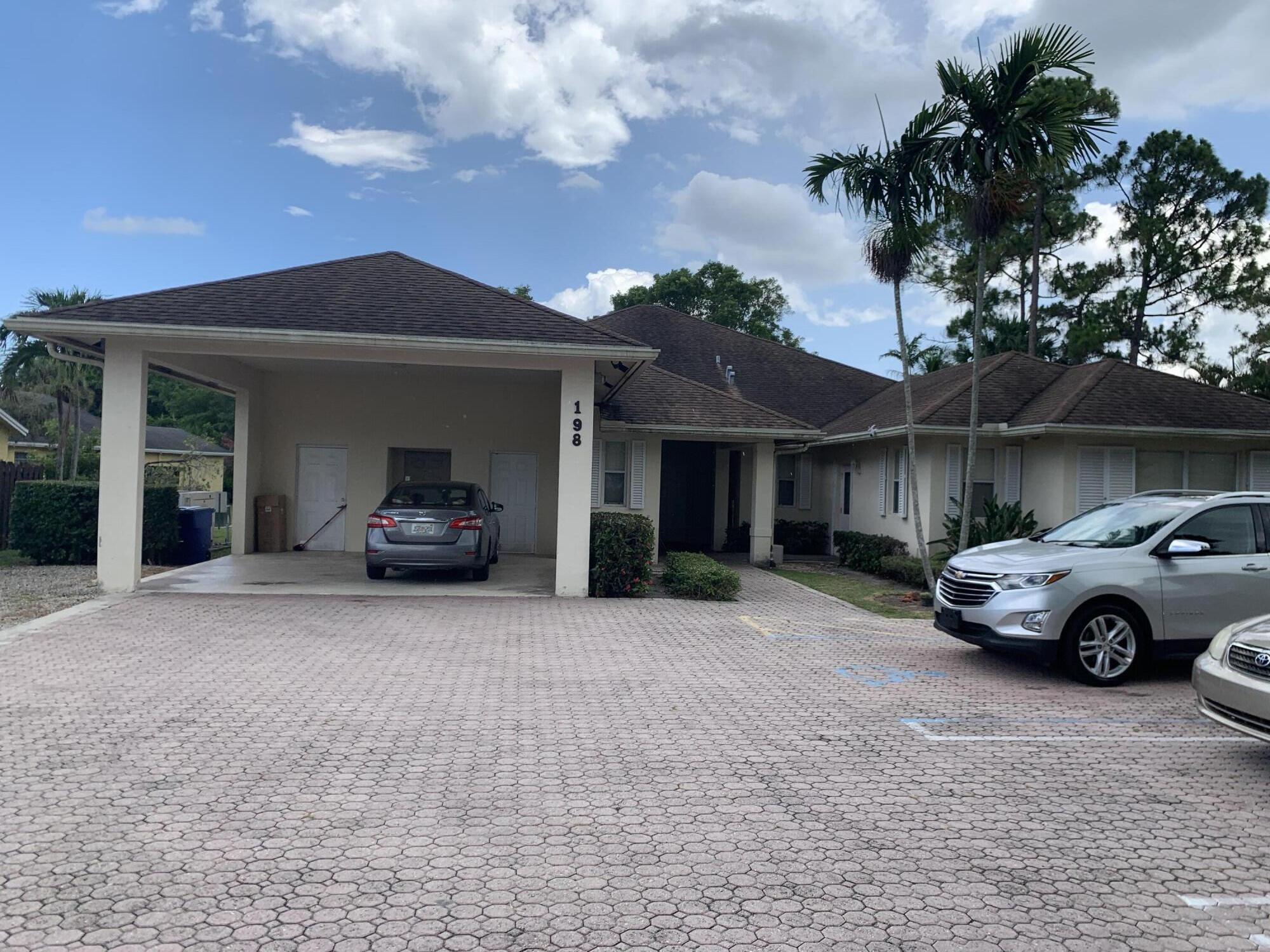 198 Sparrow, Royal Palm Beach FL 33411