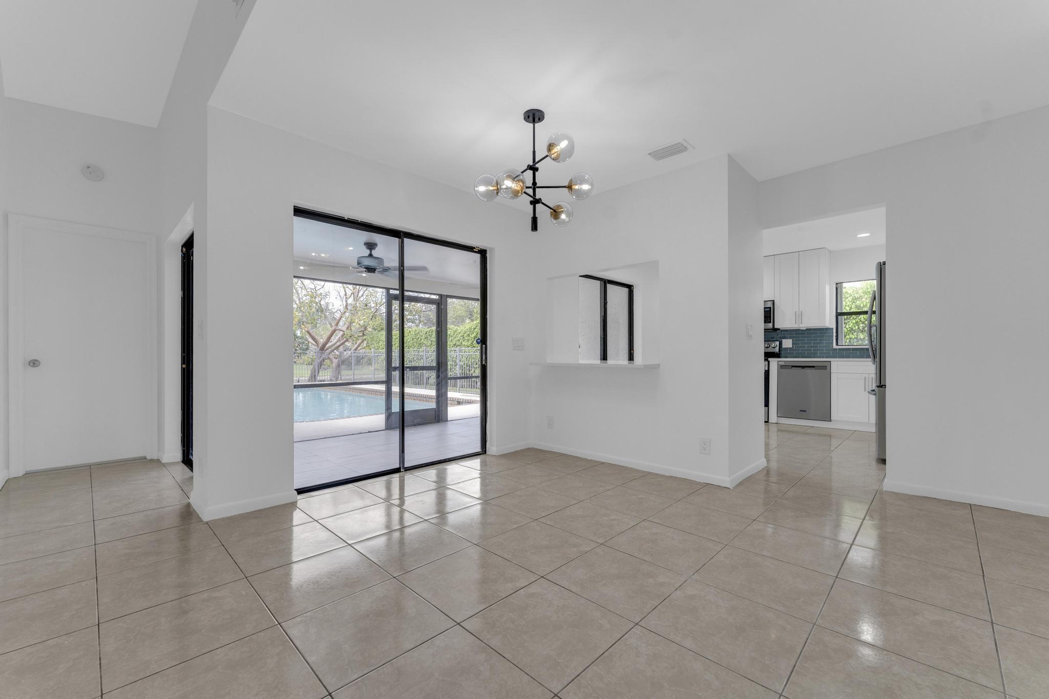 10084 Camelback, Boca Raton FL 33498