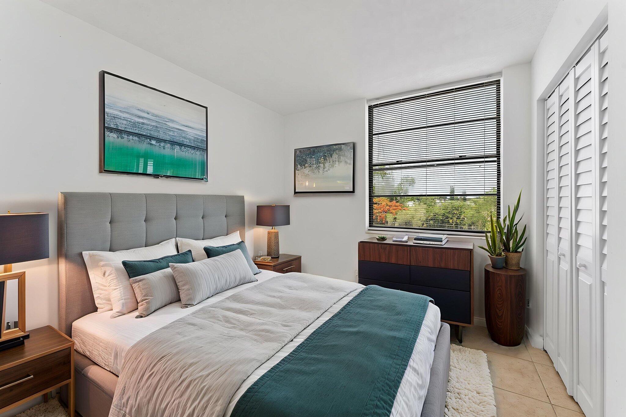 212 Lake Pointe #302, Oakland Park FL 33309