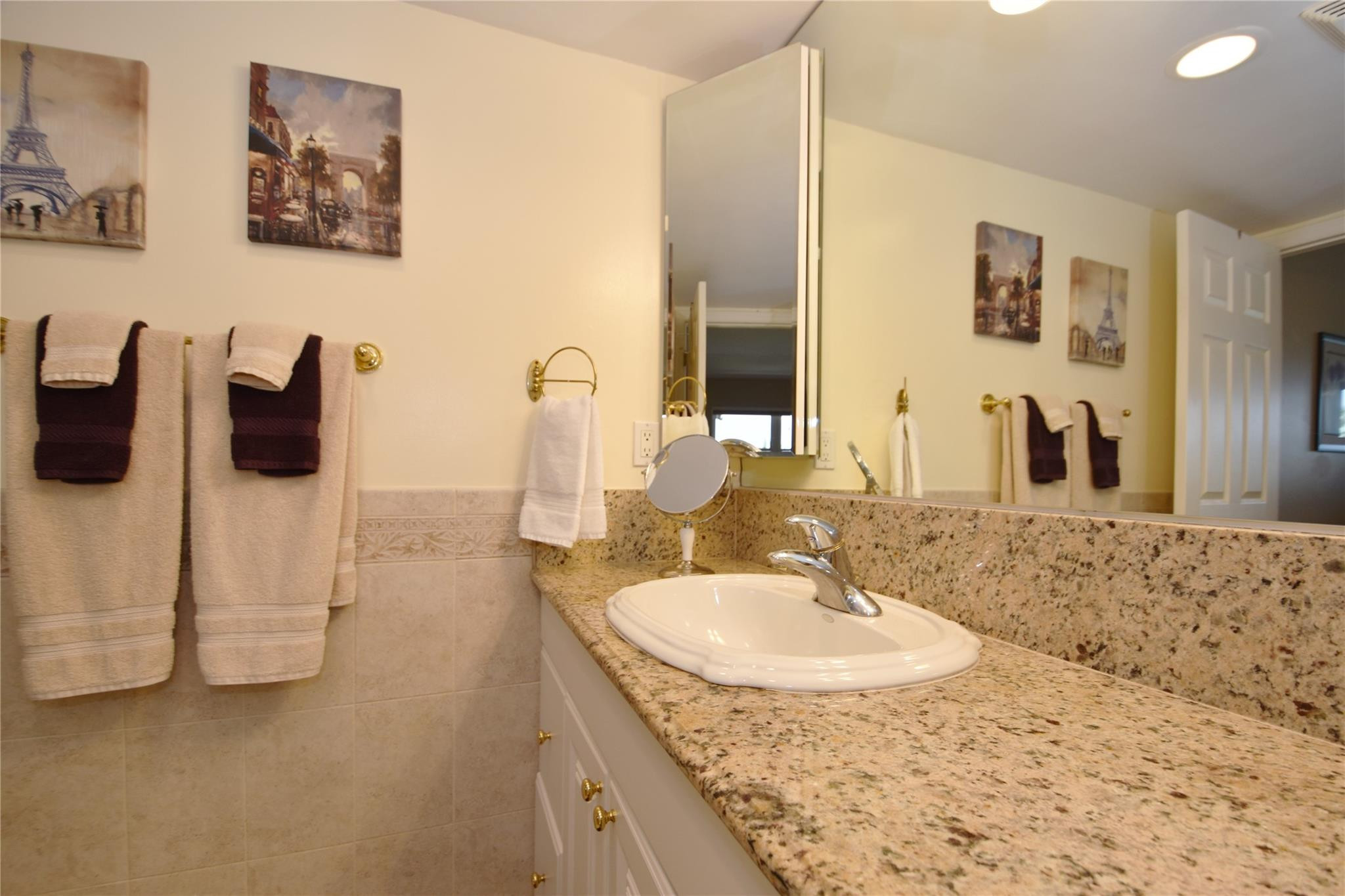 3111 NE 51st #405c, Fort Lauderdale FL 33308