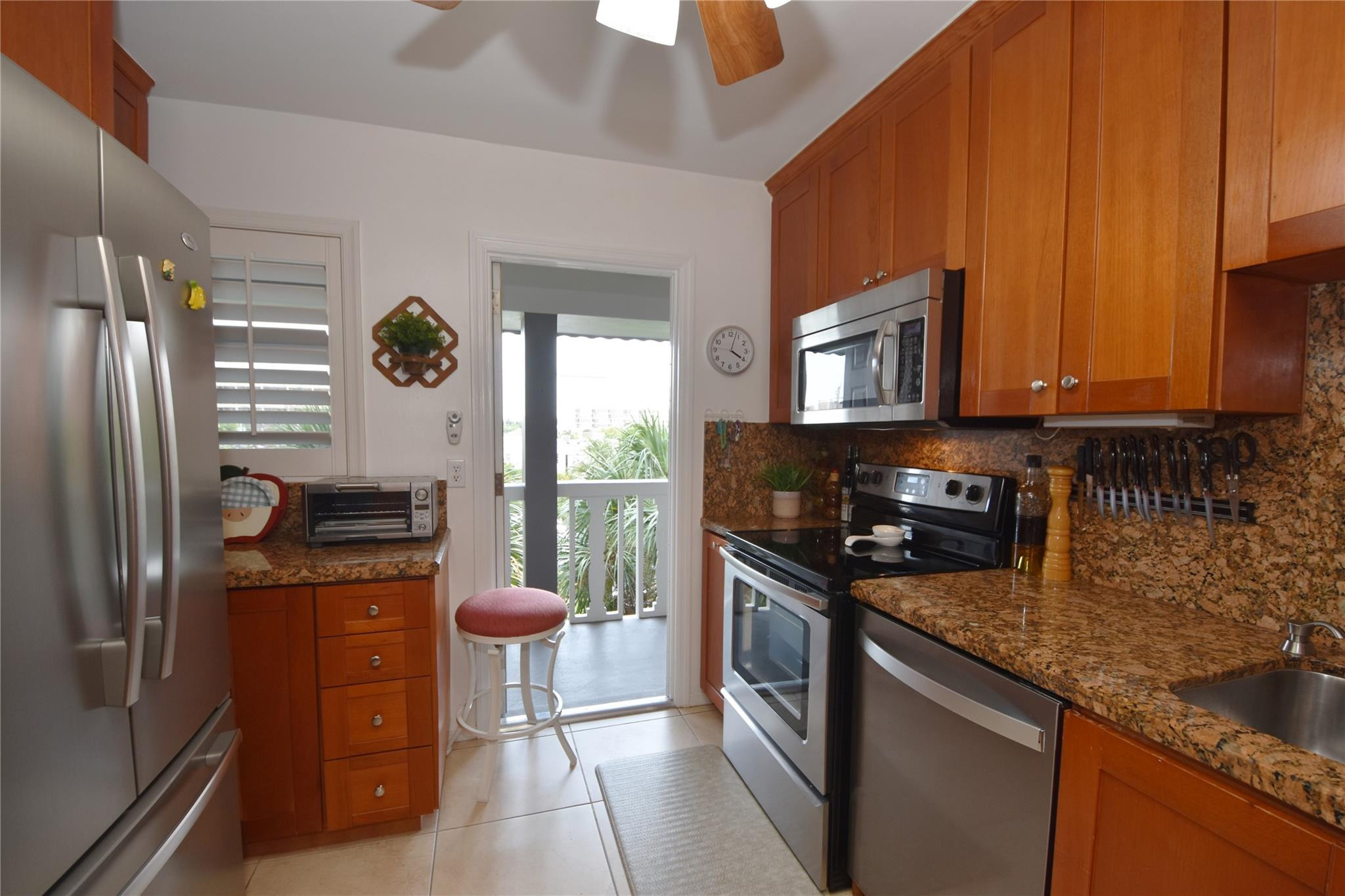 3111 NE 51st #405c, Fort Lauderdale FL 33308