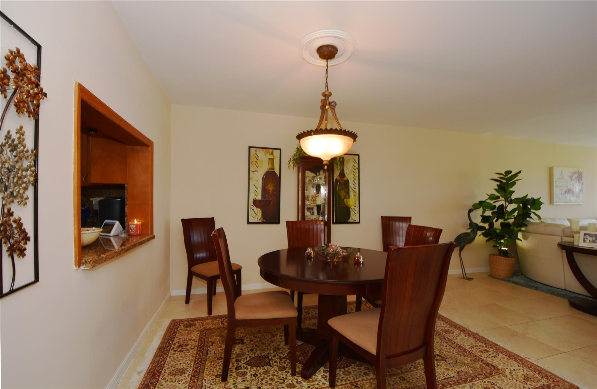 3111 NE 51st #405c, Fort Lauderdale FL 33308