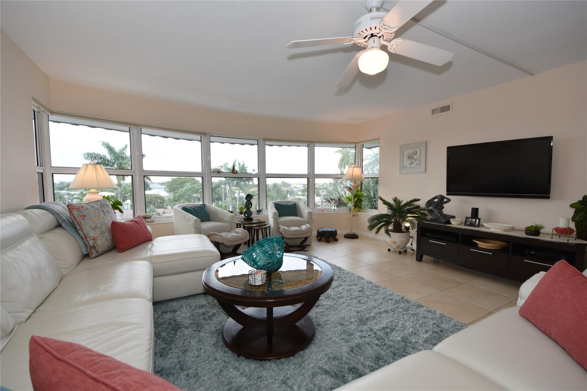 3111 NE 51st #405c, Fort Lauderdale FL 33308