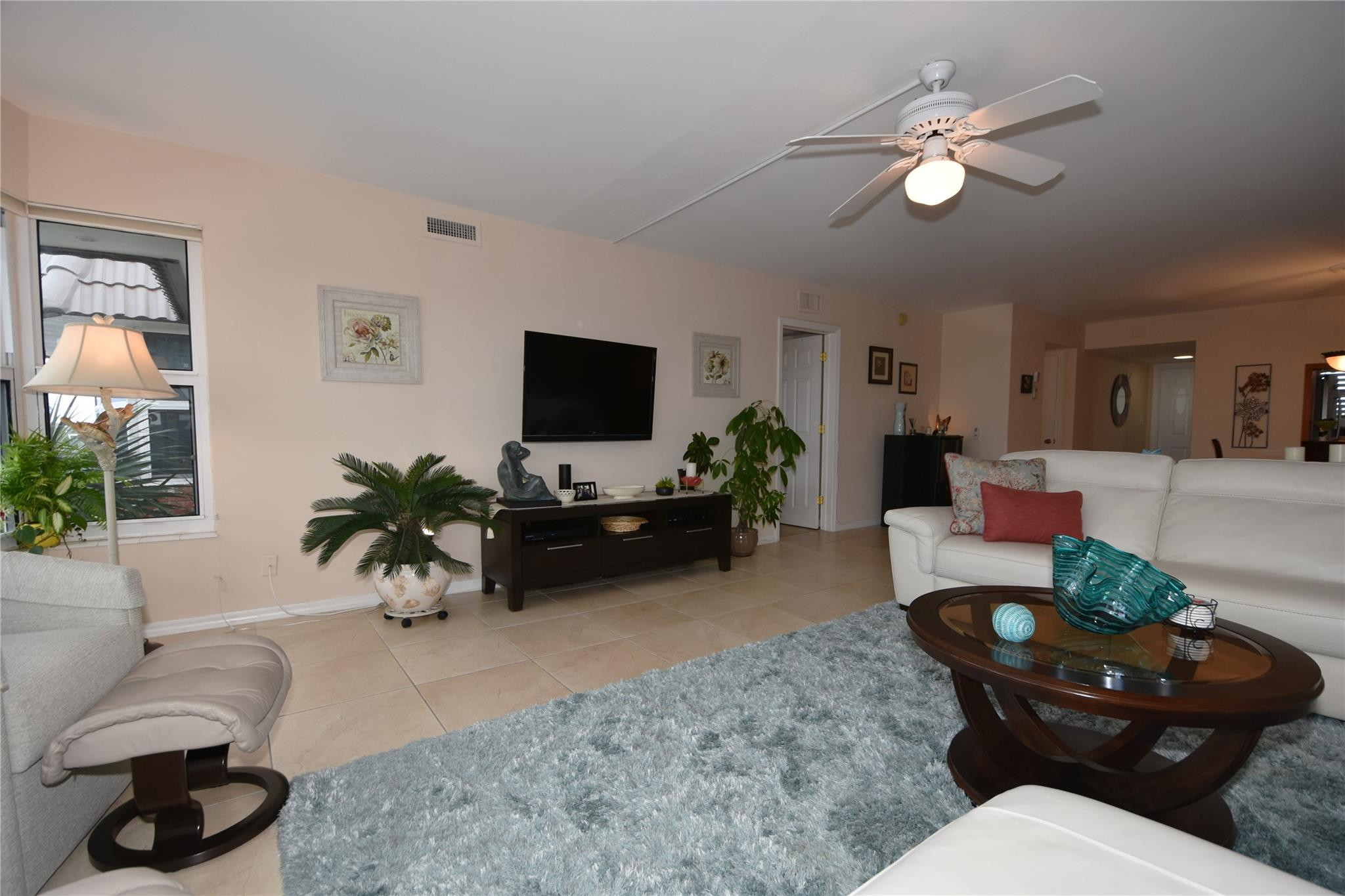 3111 NE 51st #405c, Fort Lauderdale FL 33308