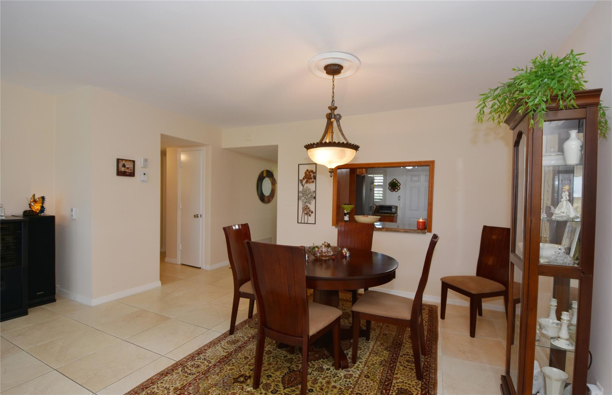 3111 NE 51st #405c, Fort Lauderdale FL 33308