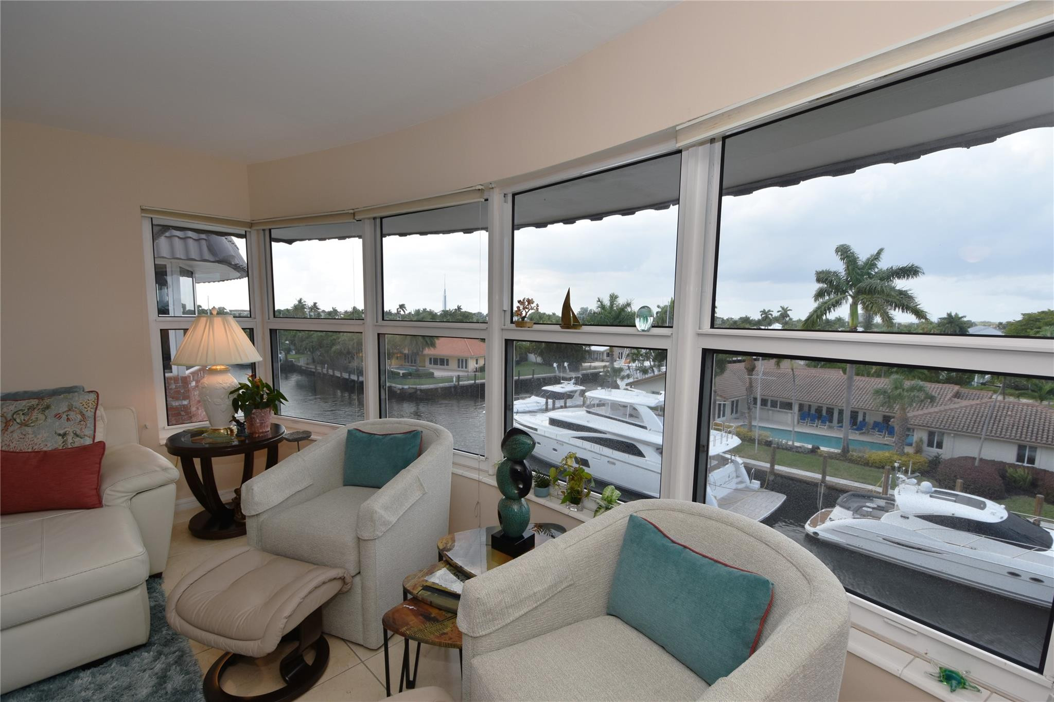 3111 NE 51st #405c, Fort Lauderdale FL 33308