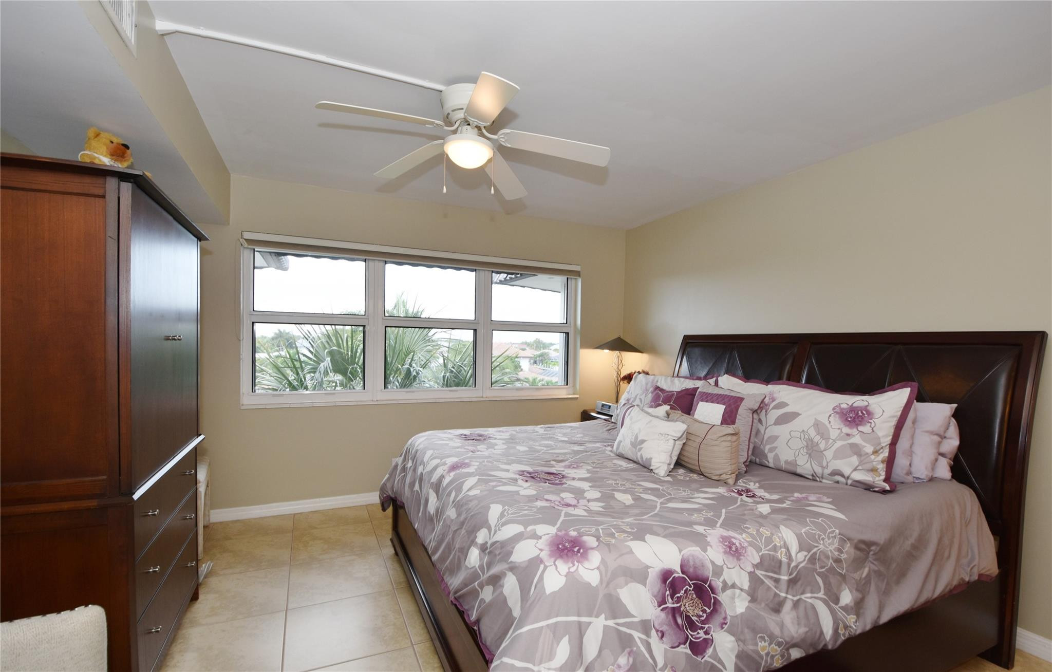 3111 NE 51st #405c, Fort Lauderdale FL 33308