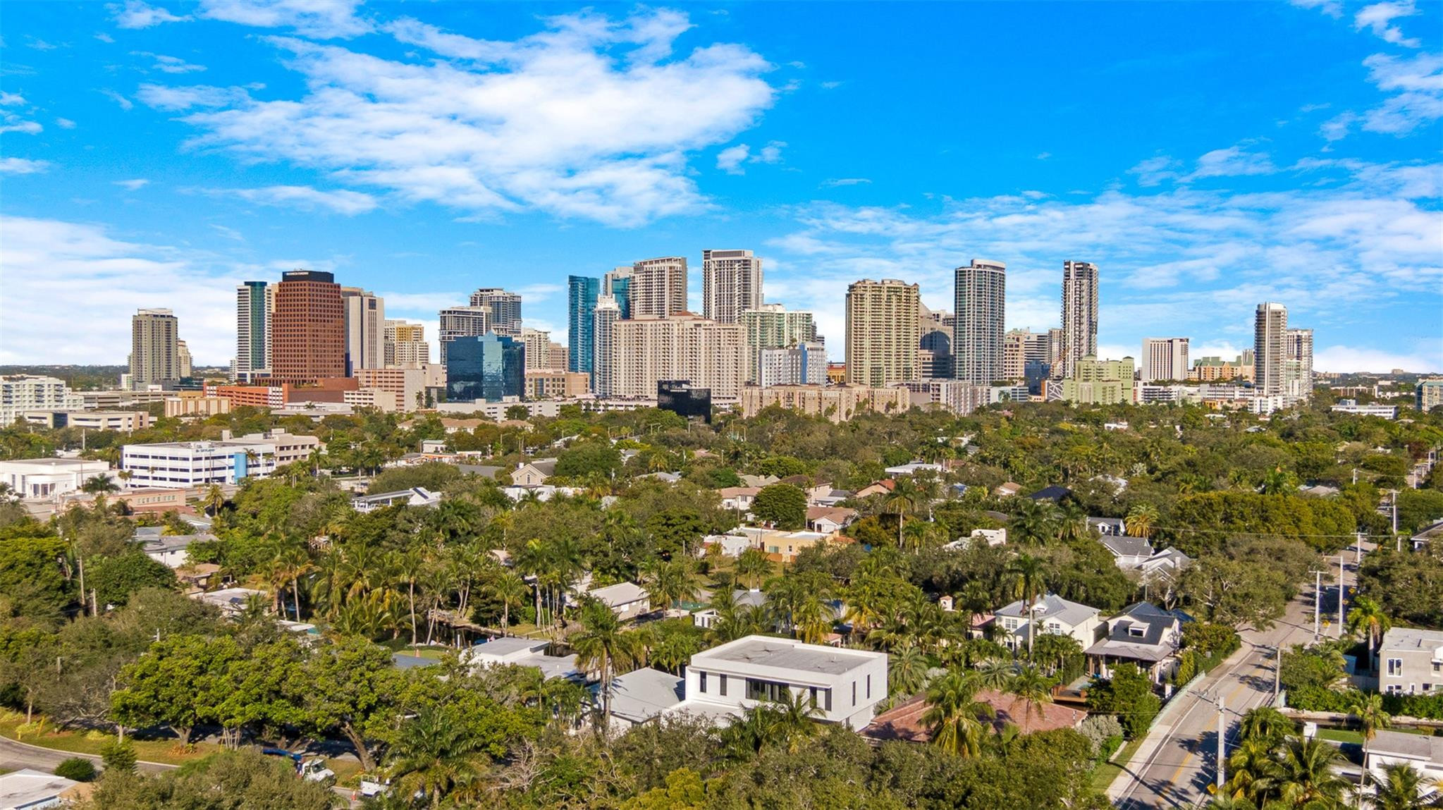 823 Ponce De Leon, Fort Lauderdale FL 33316