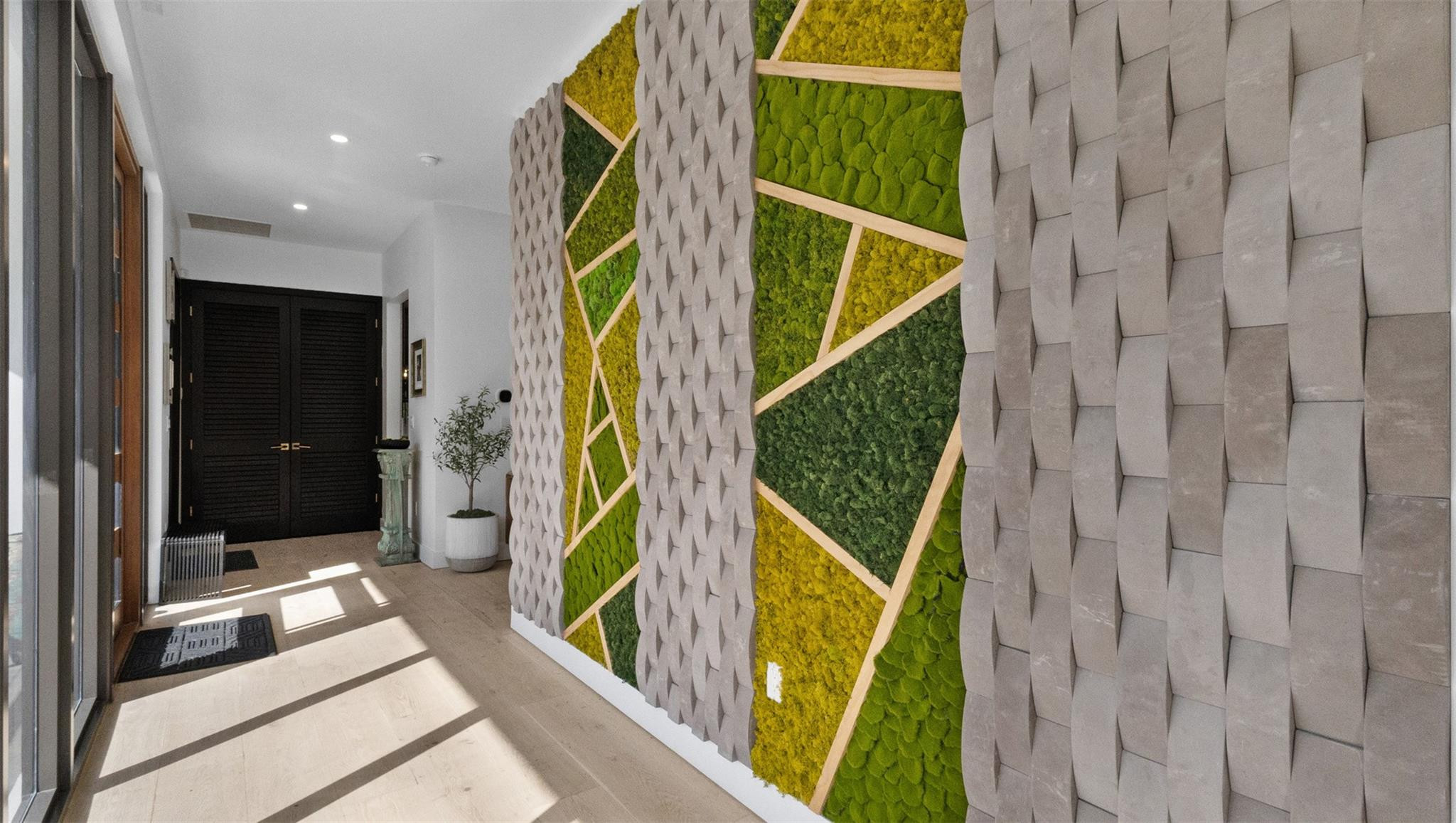 823 Ponce De Leon, Fort Lauderdale FL 33316