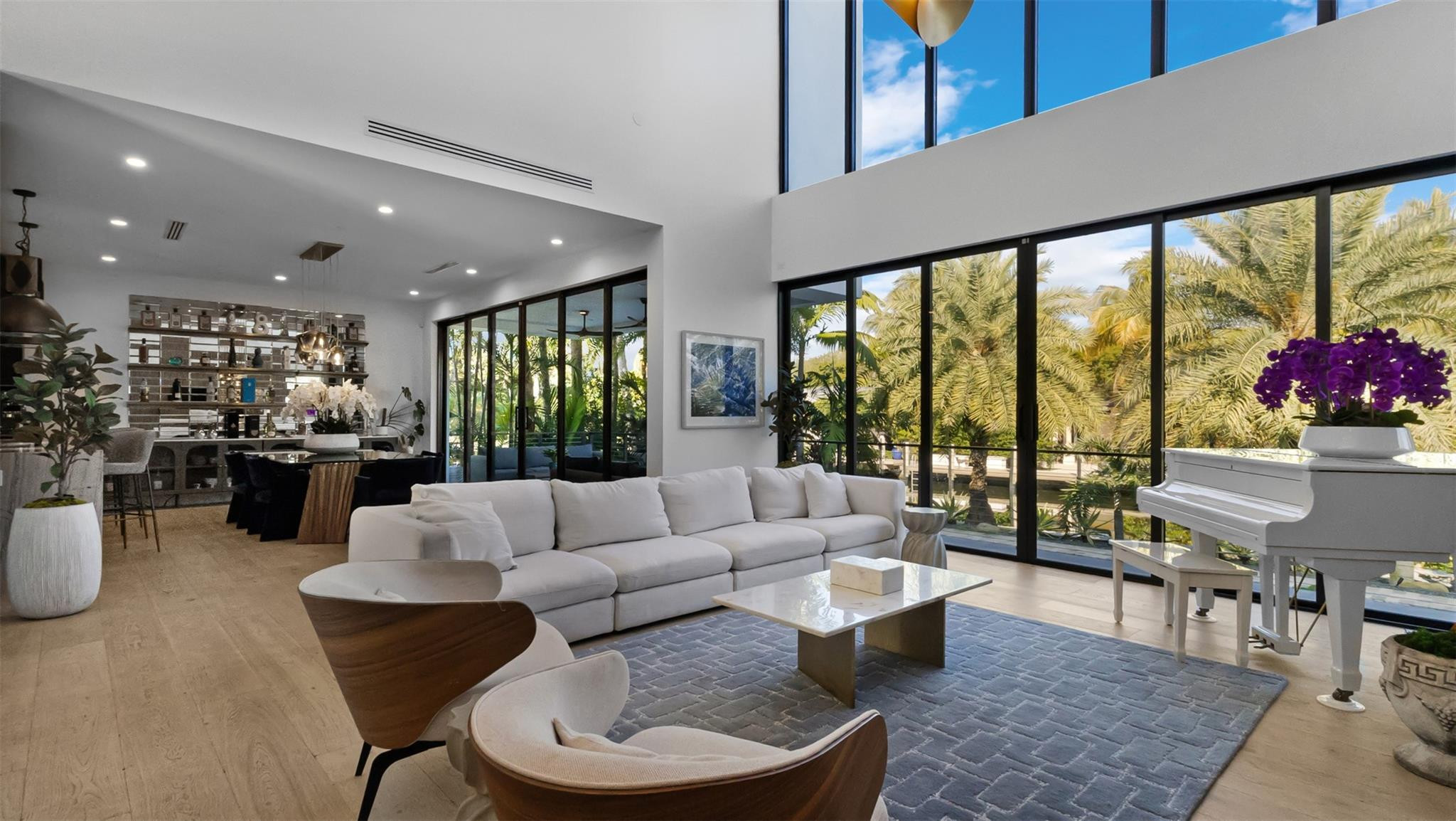 823 Ponce De Leon, Fort Lauderdale FL 33316