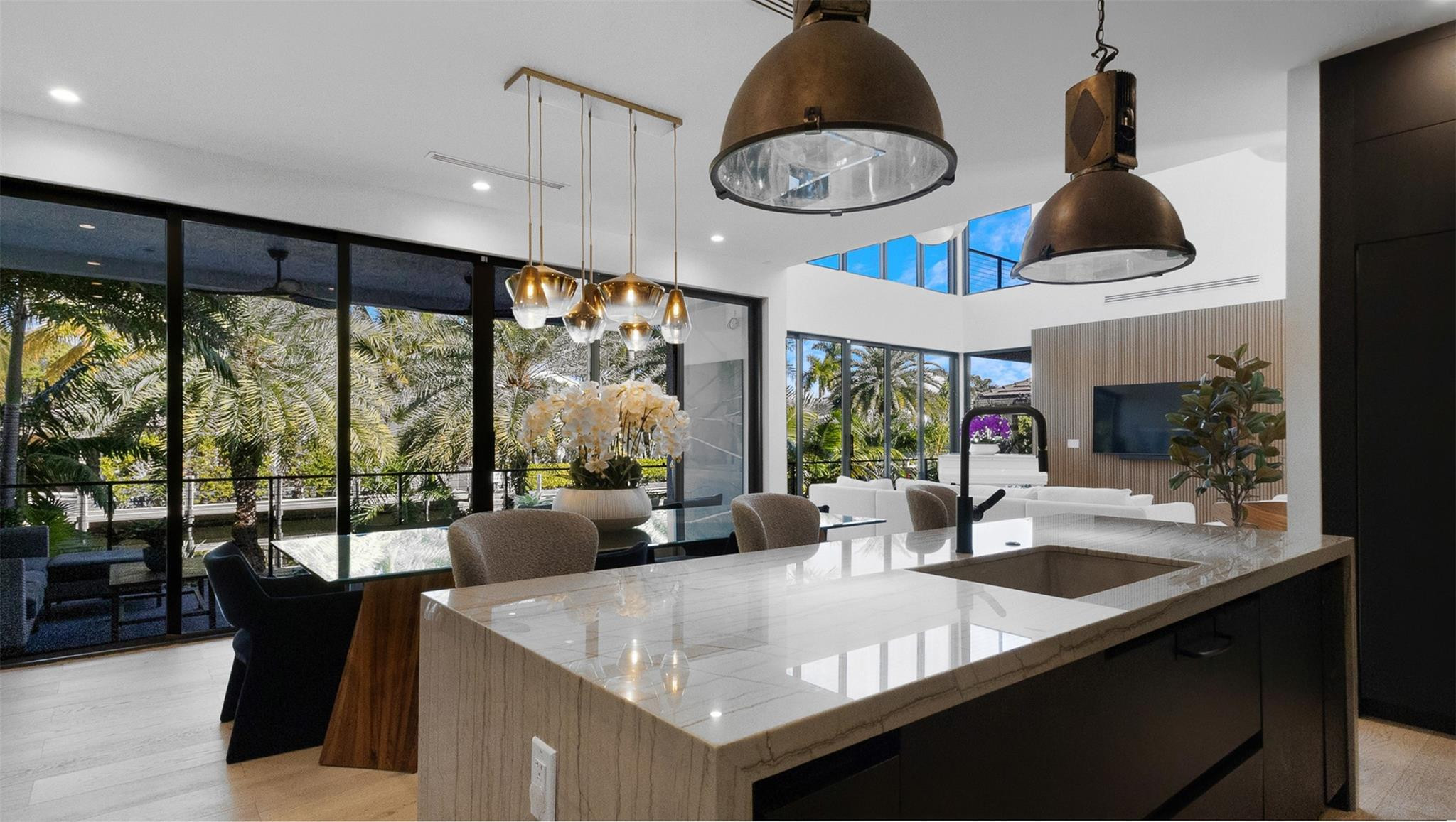 823 Ponce De Leon, Fort Lauderdale FL 33316