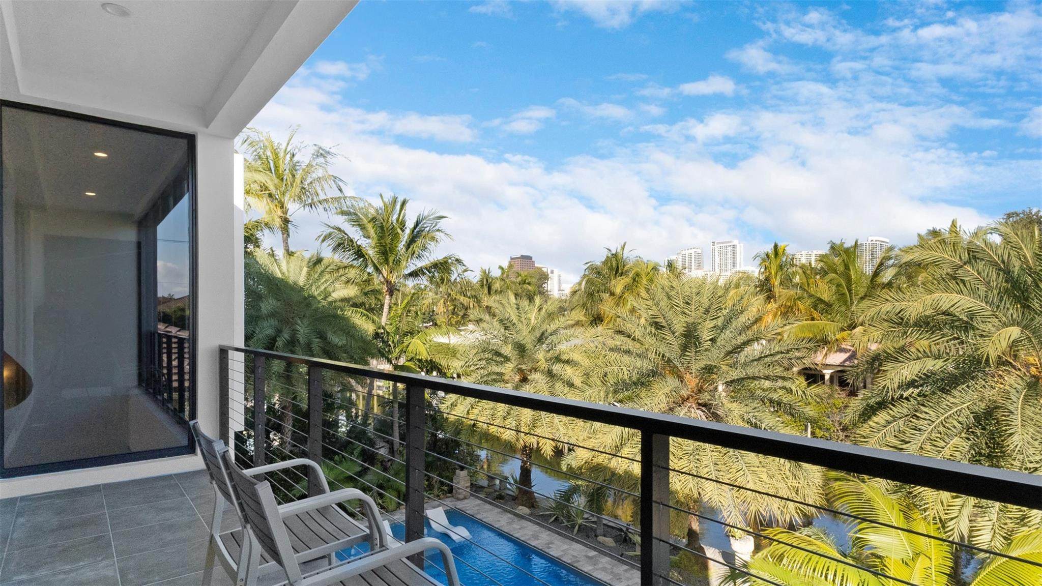 823 Ponce De Leon, Fort Lauderdale FL 33316