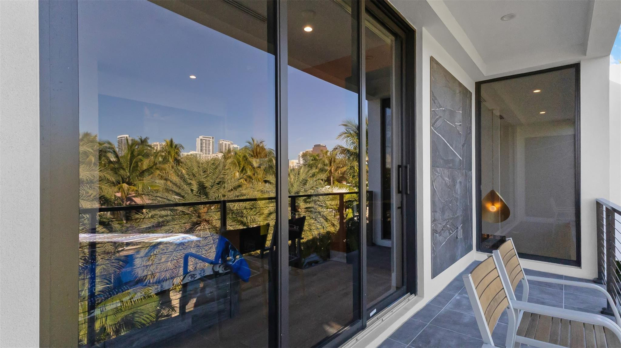 823 Ponce De Leon, Fort Lauderdale FL 33316