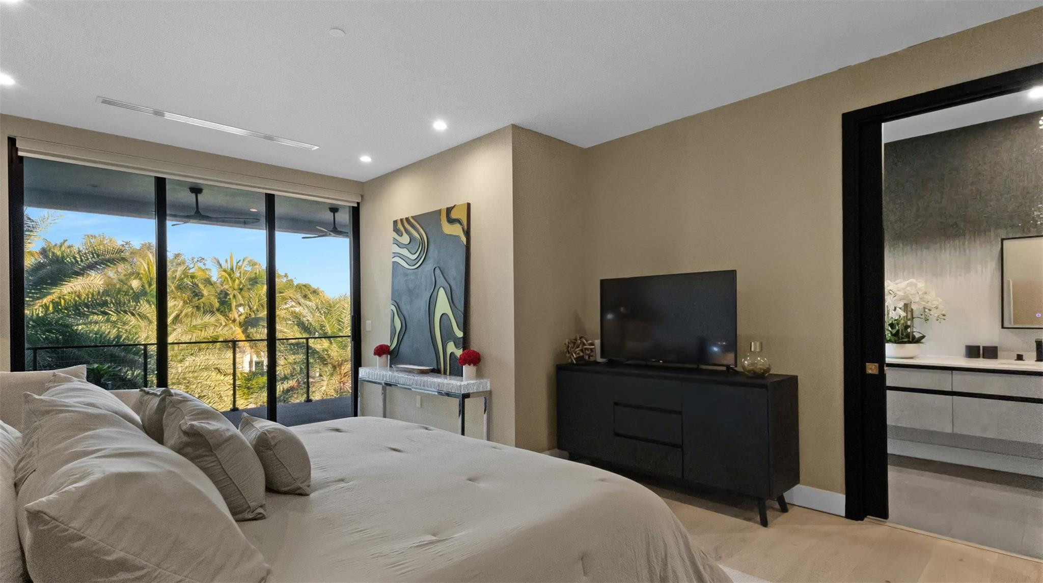 823 Ponce De Leon, Fort Lauderdale FL 33316