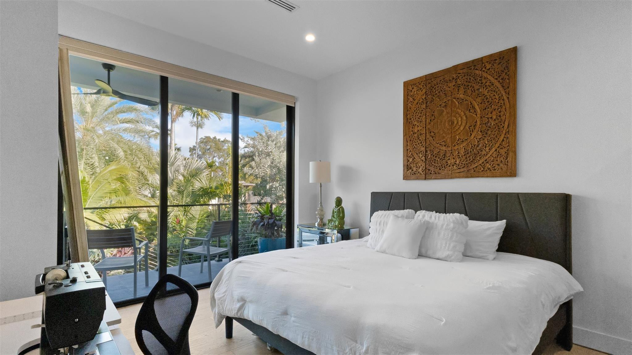 823 Ponce De Leon, Fort Lauderdale FL 33316