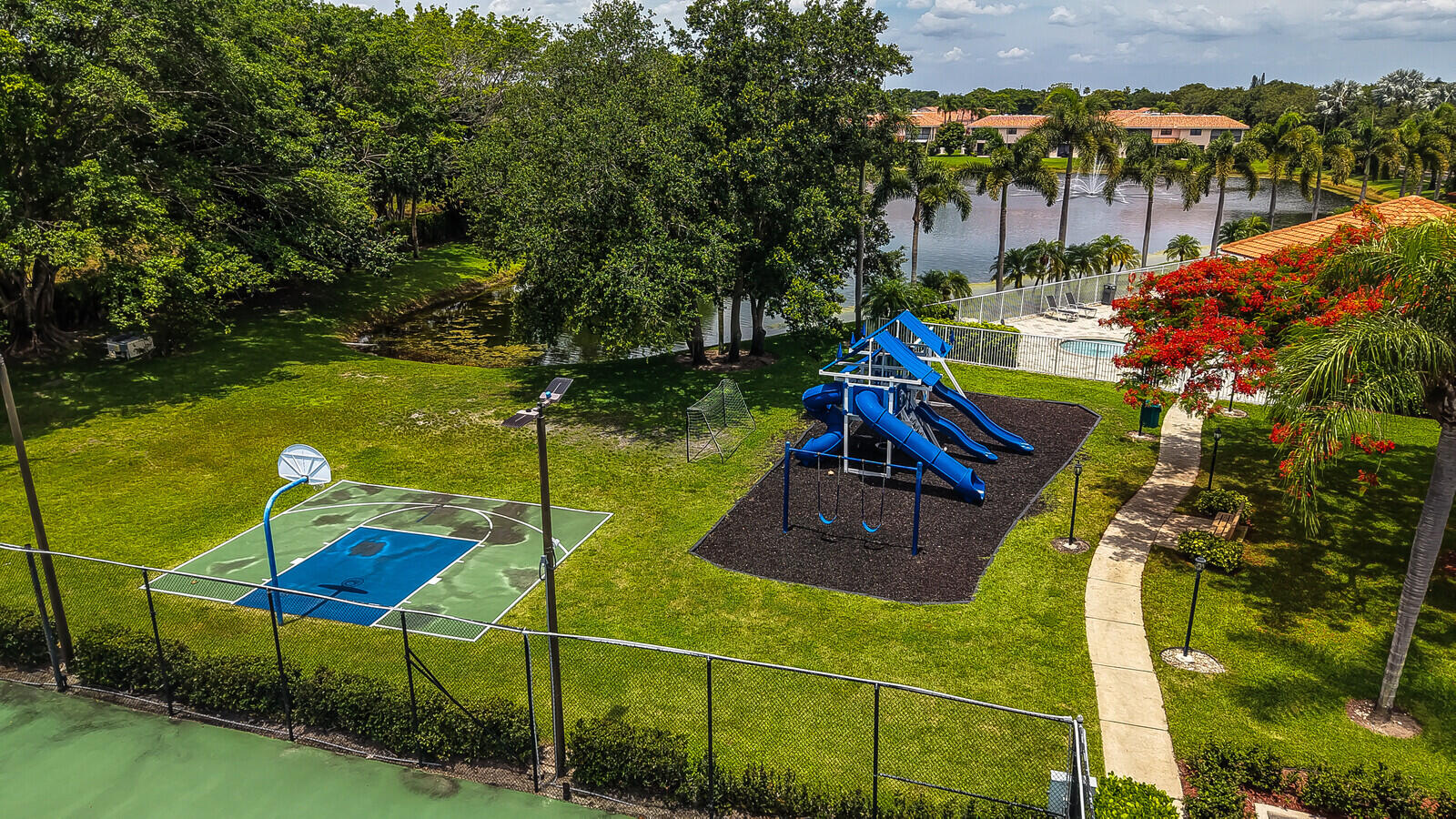 8634 Vía Reale #1, Boca Raton FL 33496