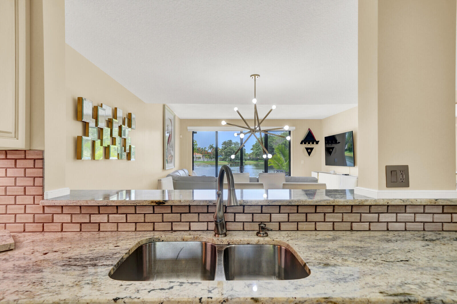 8634 Vía Reale #1, Boca Raton FL 33496