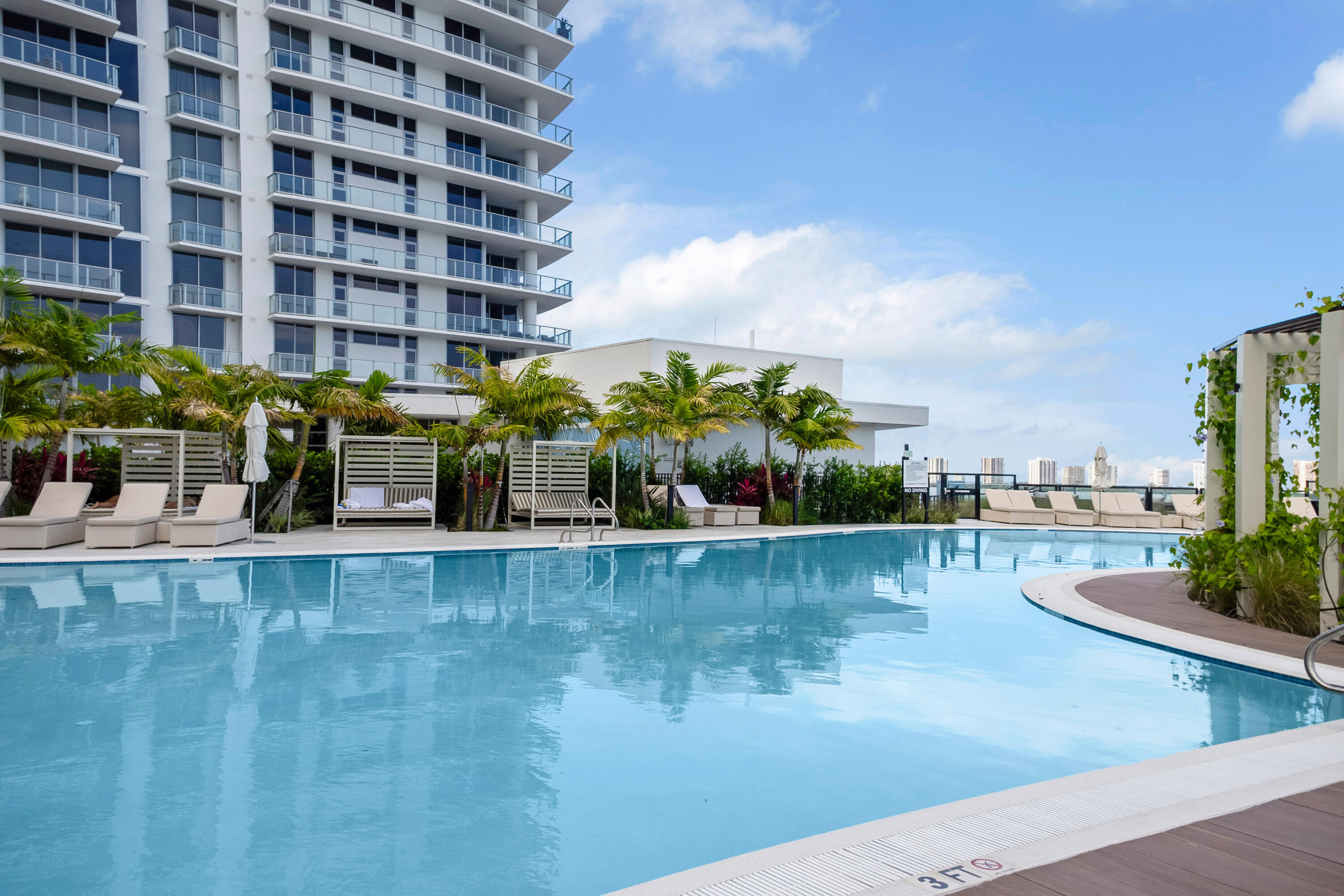 220 Lake Shore #1908, Lake Park FL 33403