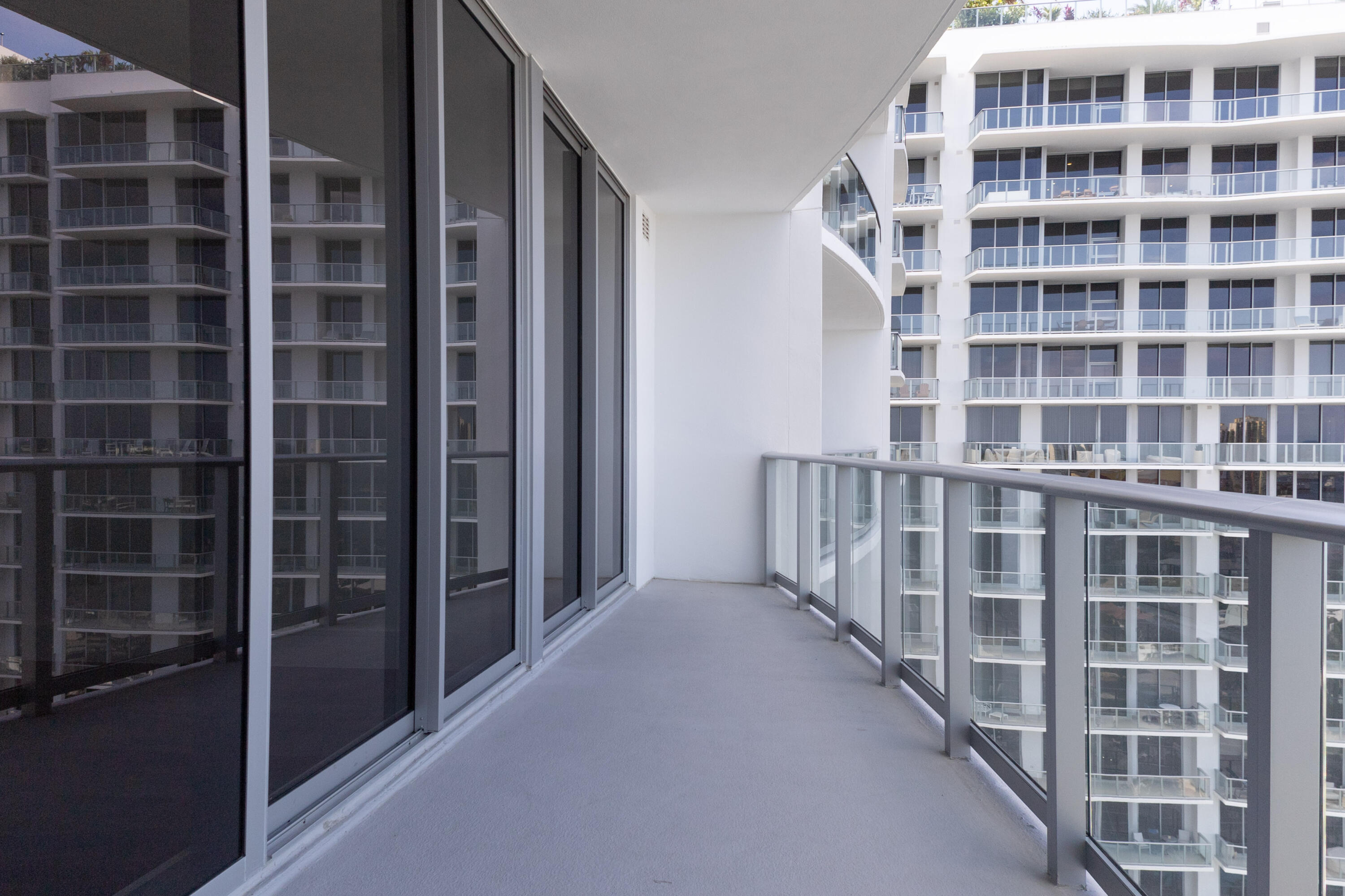 220 Lake Shore #1908, Lake Park FL 33403