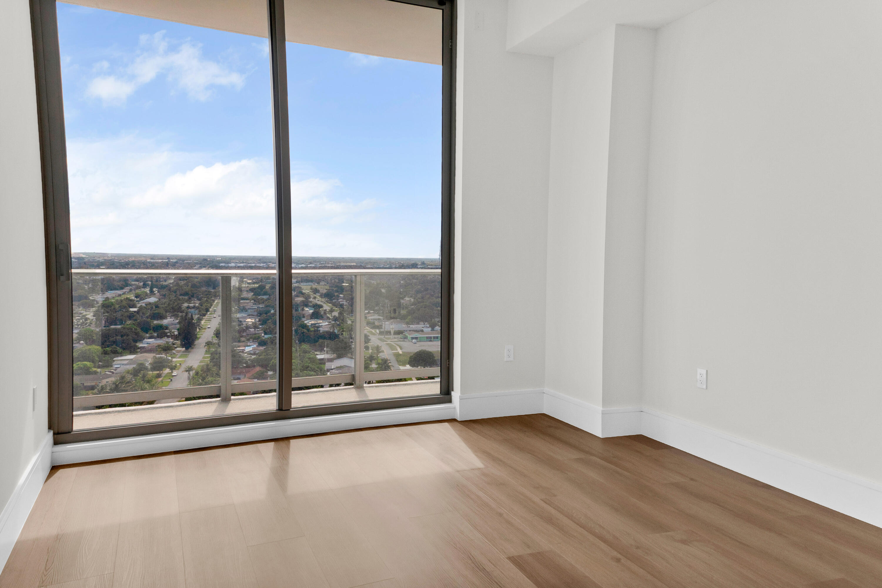 220 Lake Shore #1908, Lake Park FL 33403