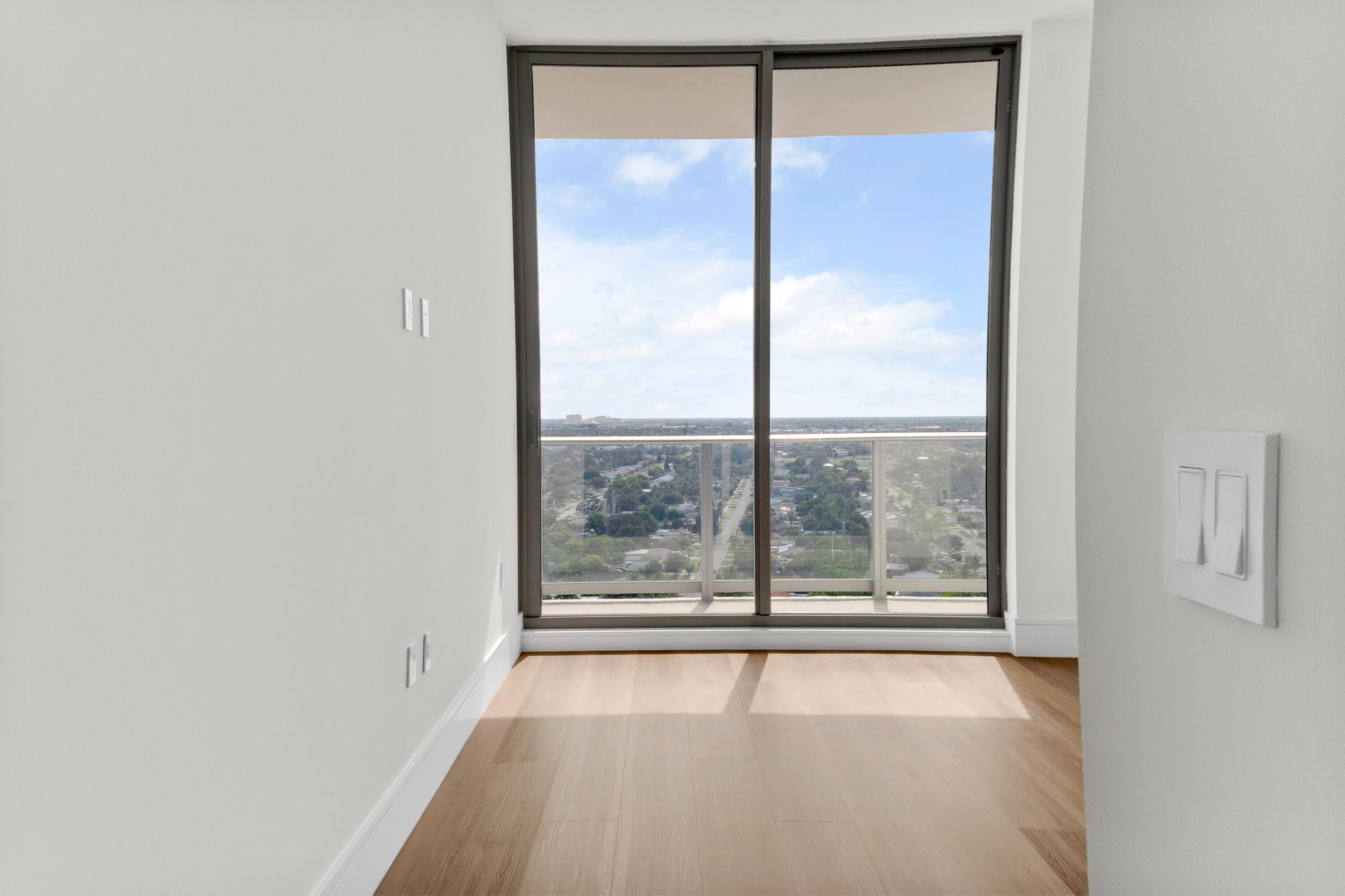 220 Lake Shore #1908, Lake Park FL 33403