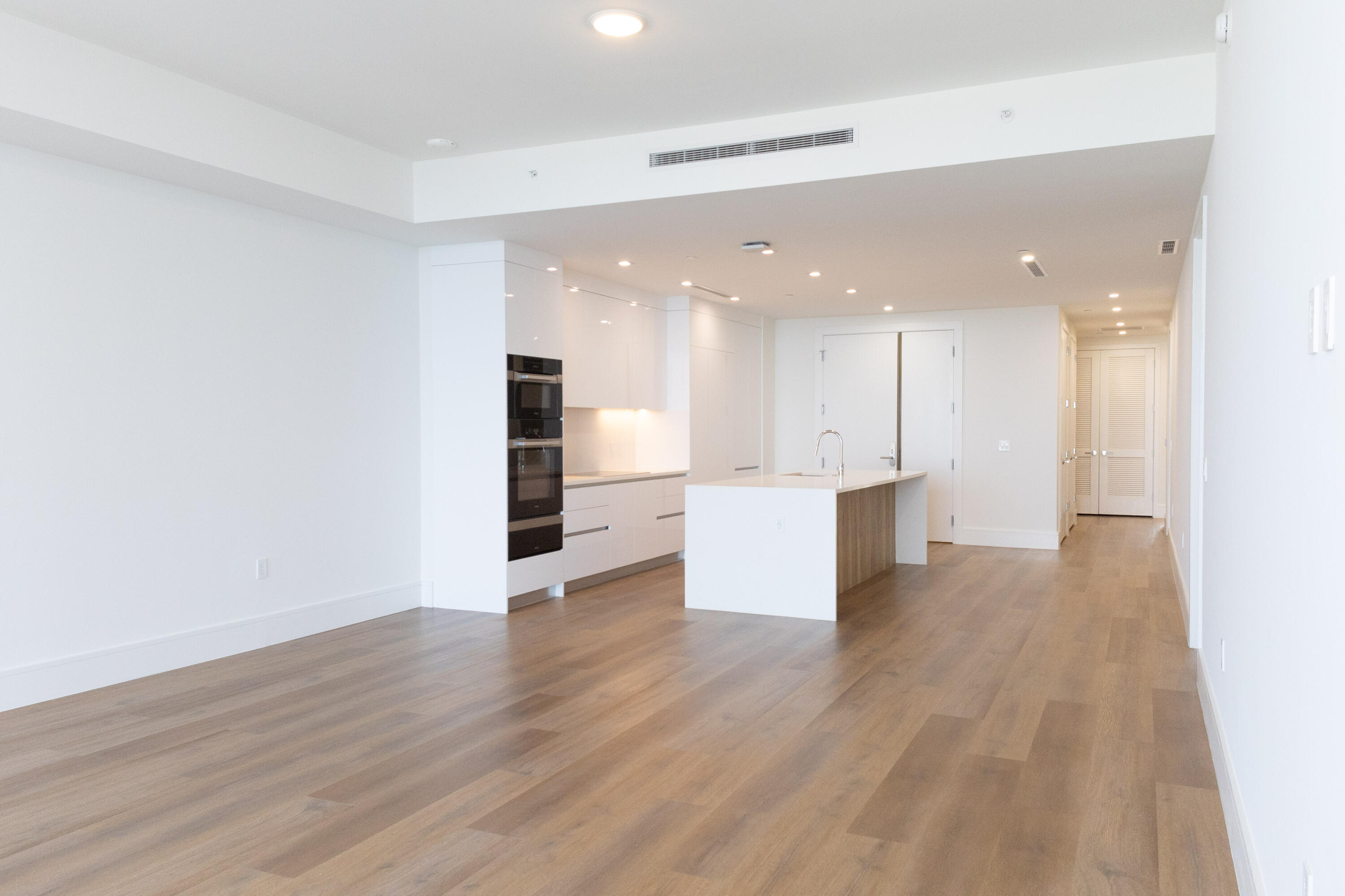220 Lake Shore #1908, Lake Park FL 33403