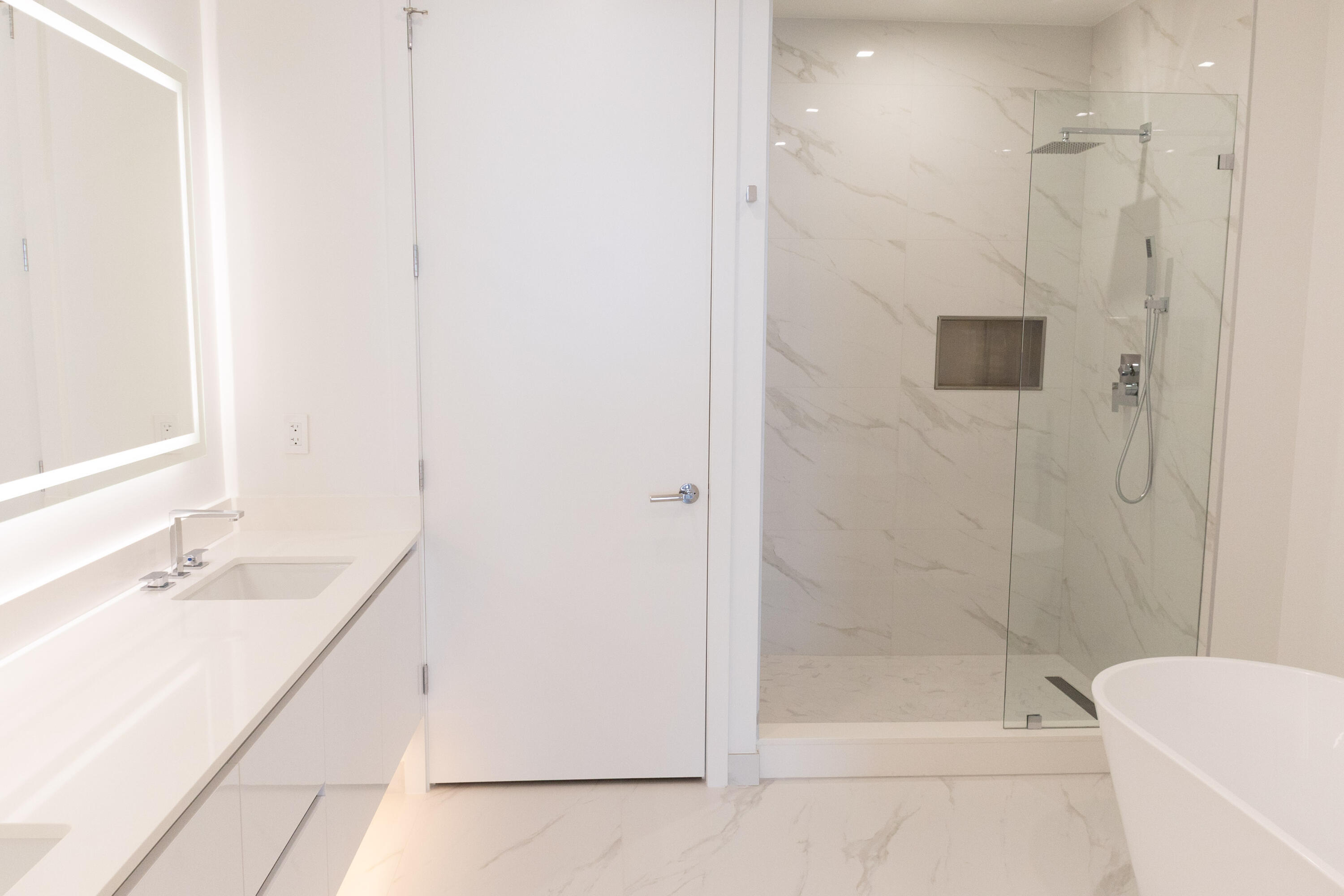 220 Lake Shore #1908, Lake Park FL 33403