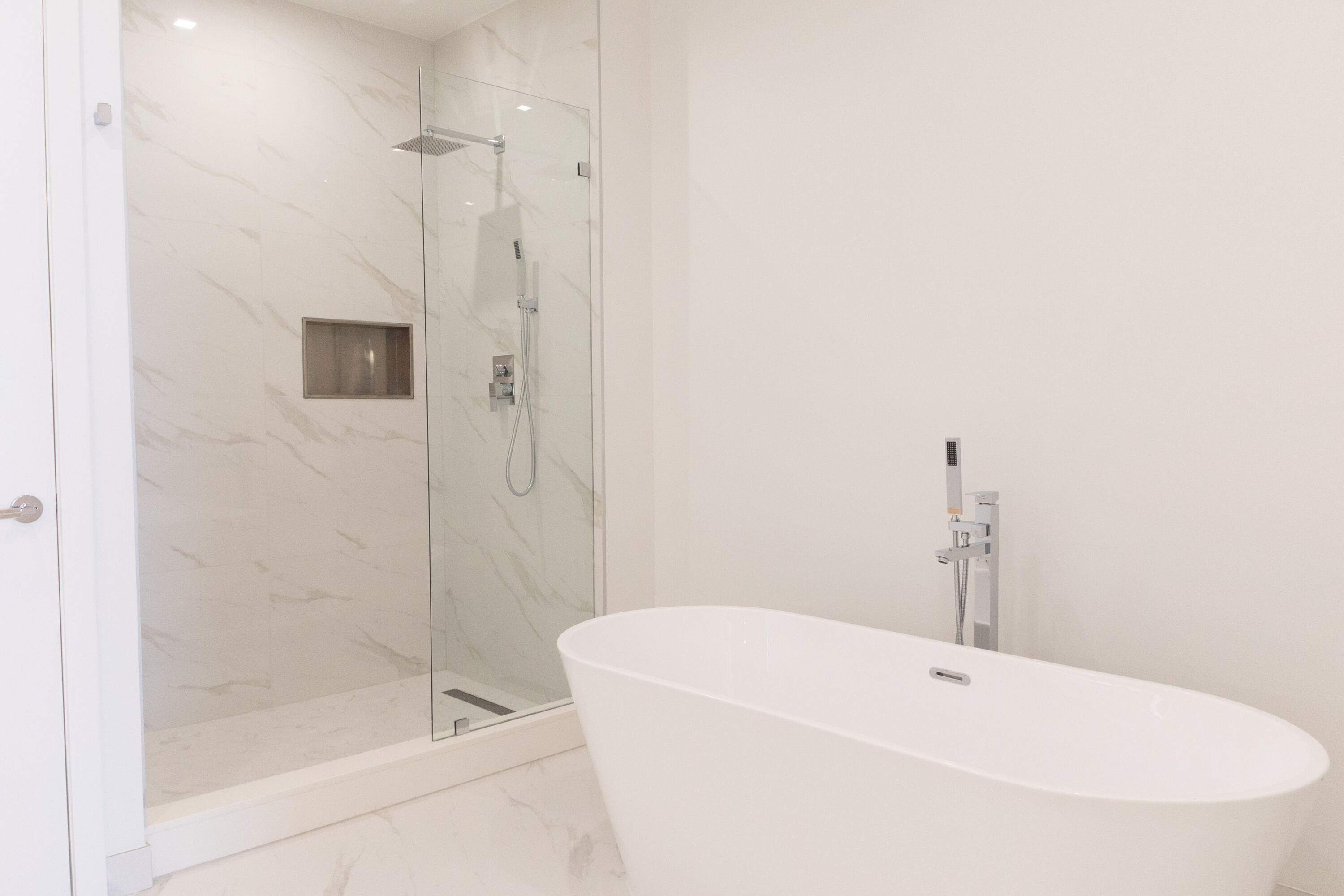 220 Lake Shore #1908, Lake Park FL 33403