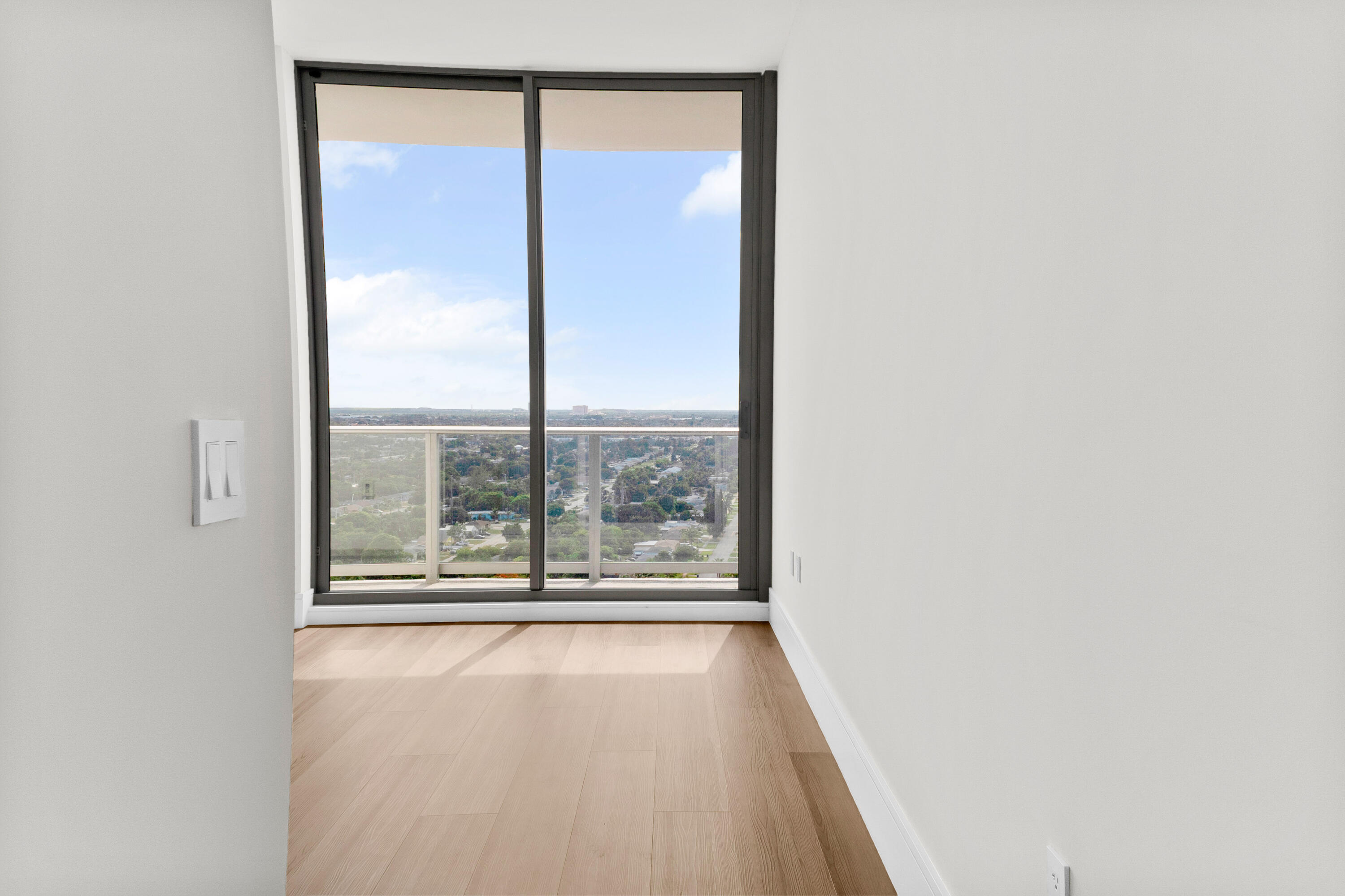 220 Lake Shore #1908, Lake Park FL 33403