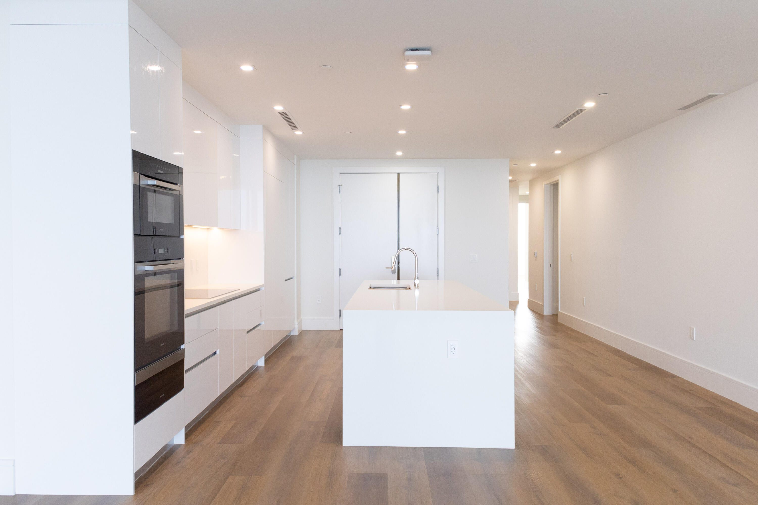 220 Lake Shore #1908, Lake Park FL 33403