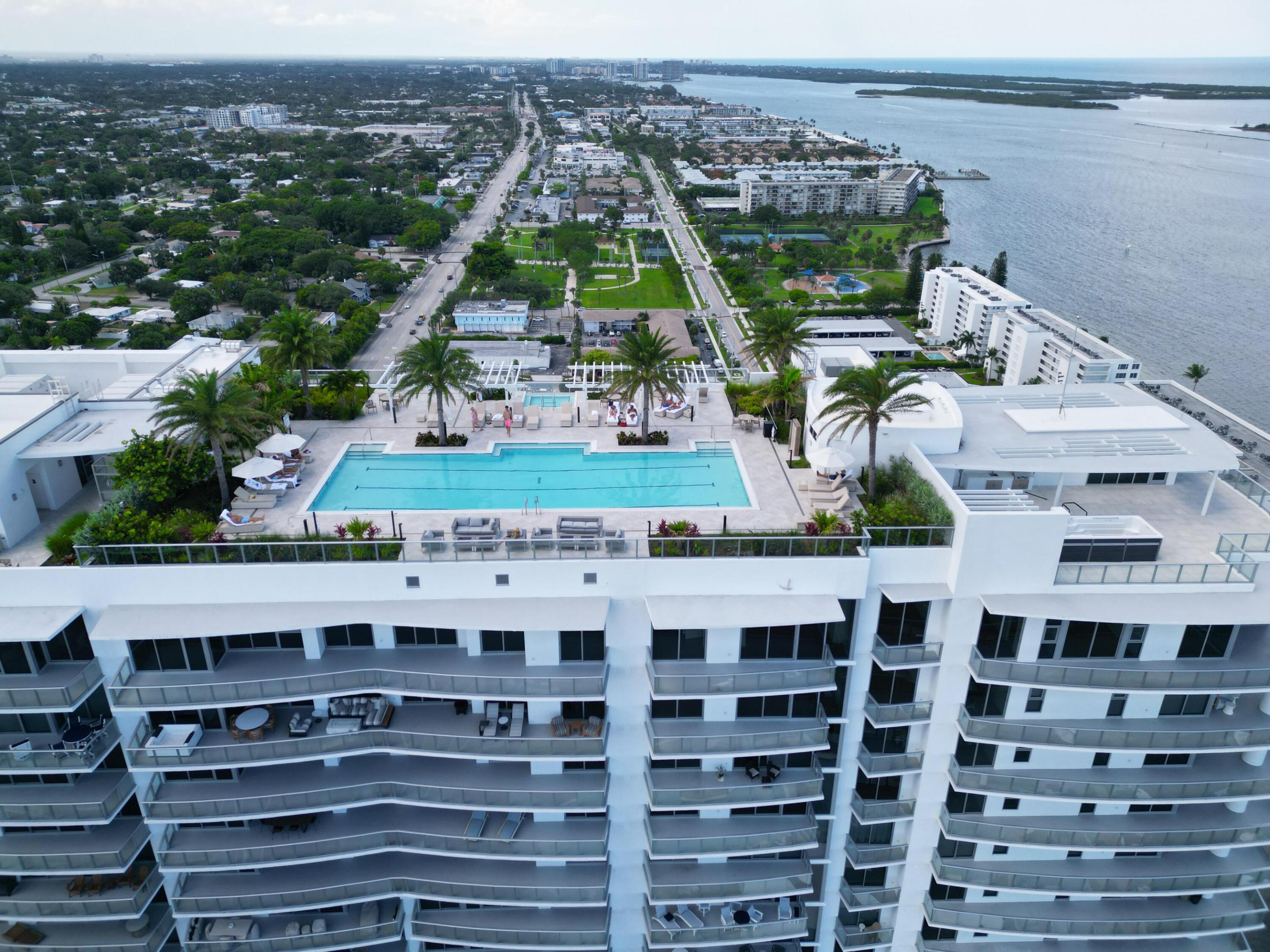 220 Lake Shore #1908, Lake Park FL 33403