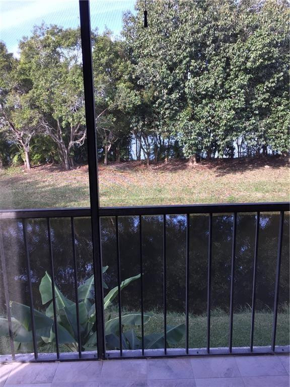 331 Lakeview #201, Weston FL 33326