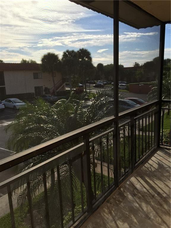 331 Lakeview #201, Weston FL 33326
