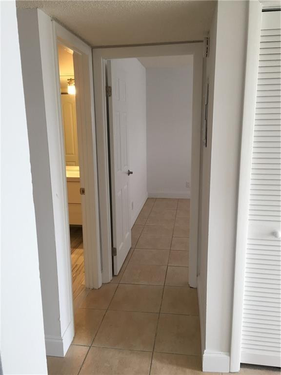 331 Lakeview #201, Weston FL 33326