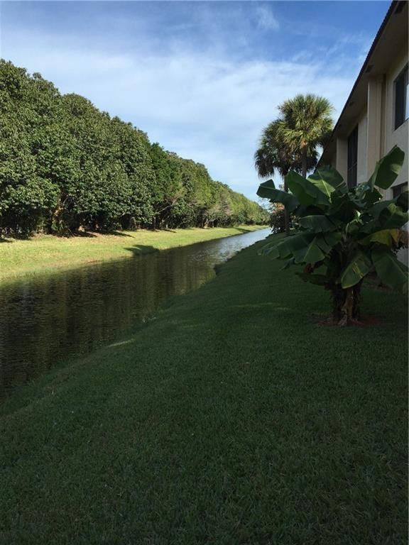 331 Lakeview #201, Weston FL 33326