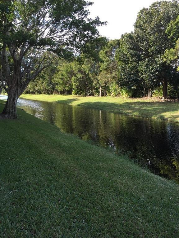 331 Lakeview #201, Weston FL 33326
