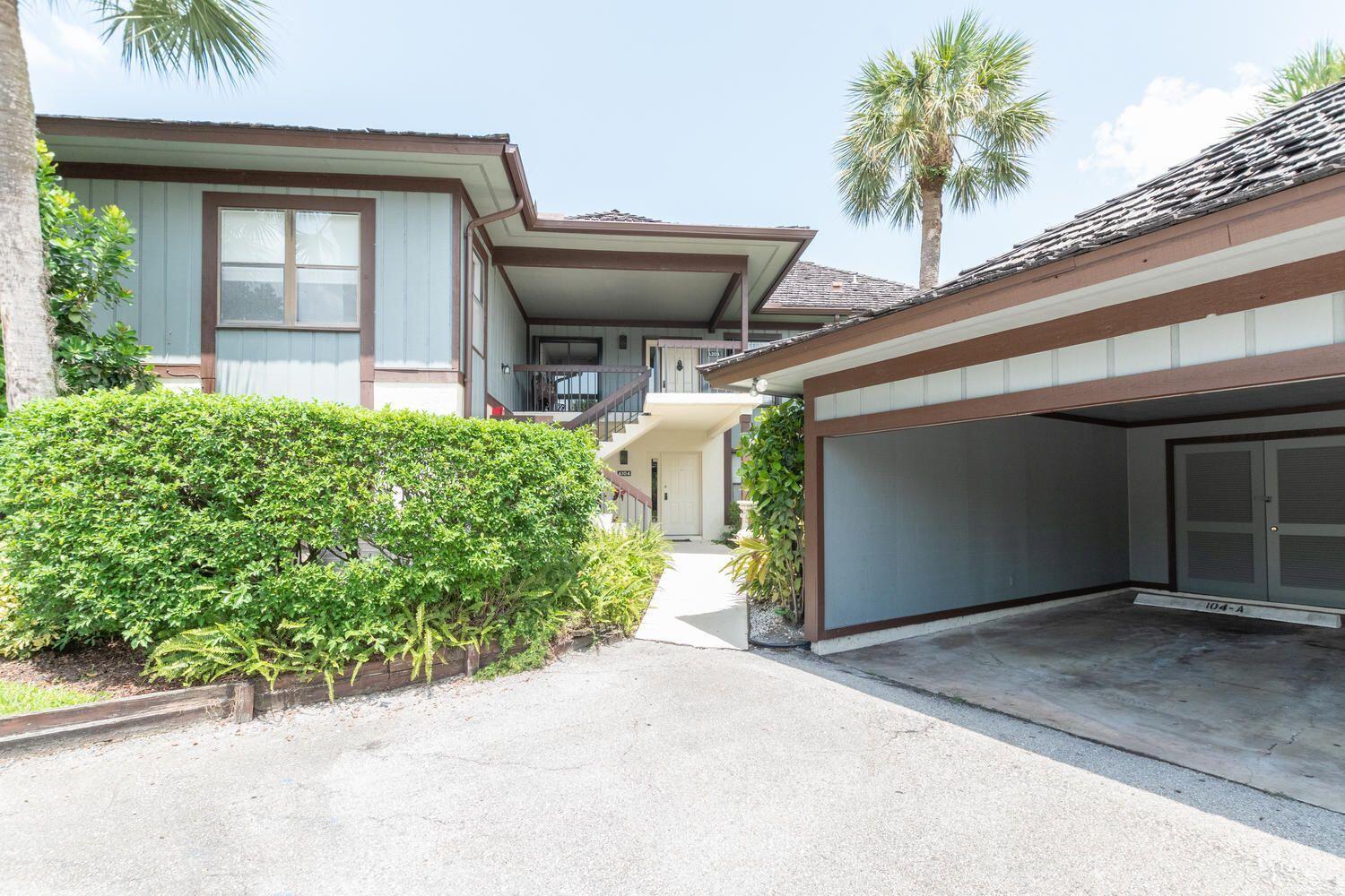 13329 Polo Club #104, Wellington FL 33414