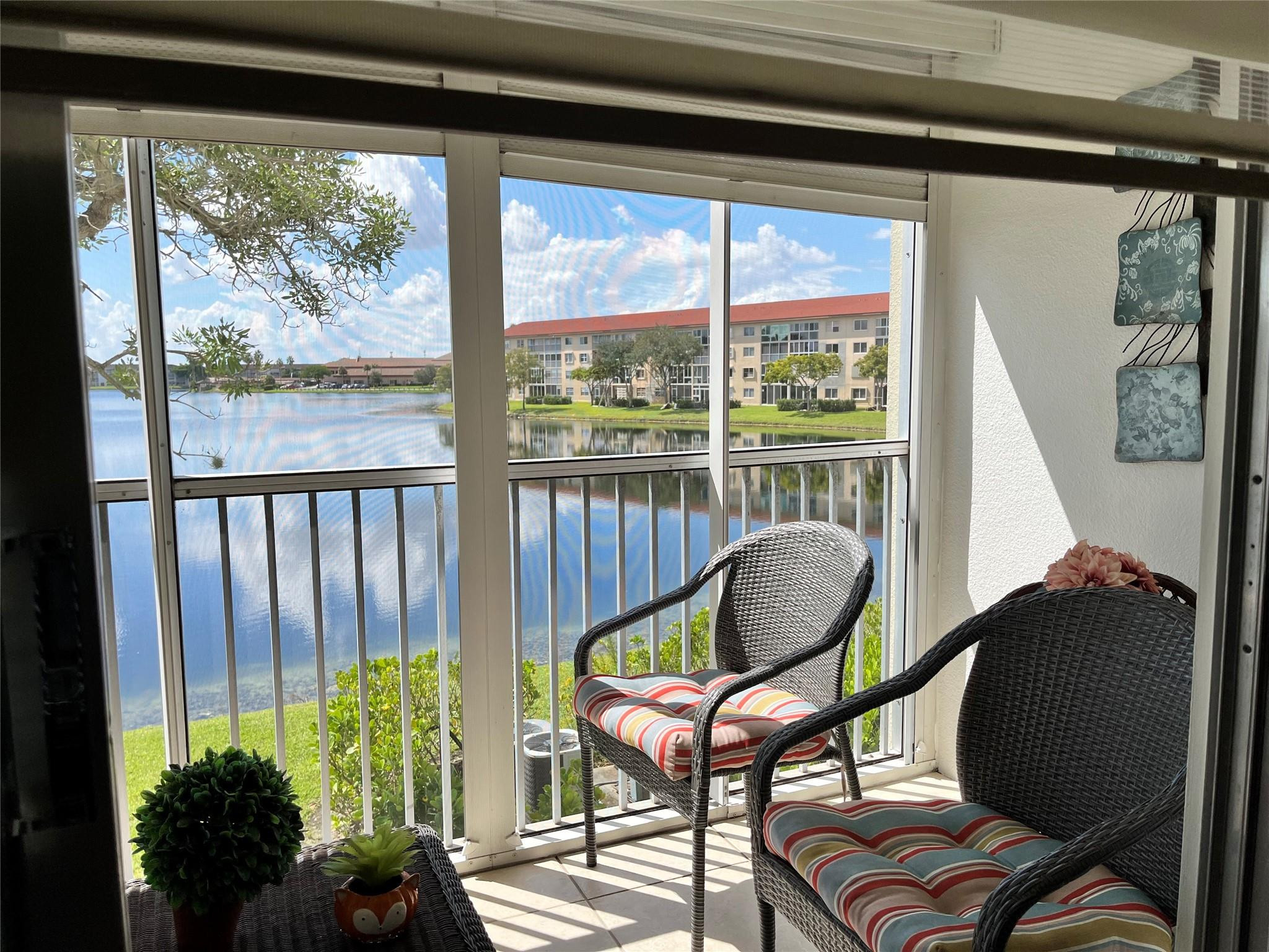 12950 SW 13th #211d, Pembroke Pines FL 33027