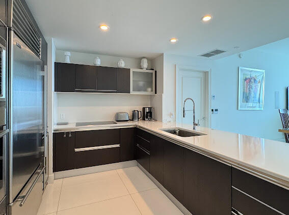 17001 Collins #4204, Sunny Isles Beach FL 33160