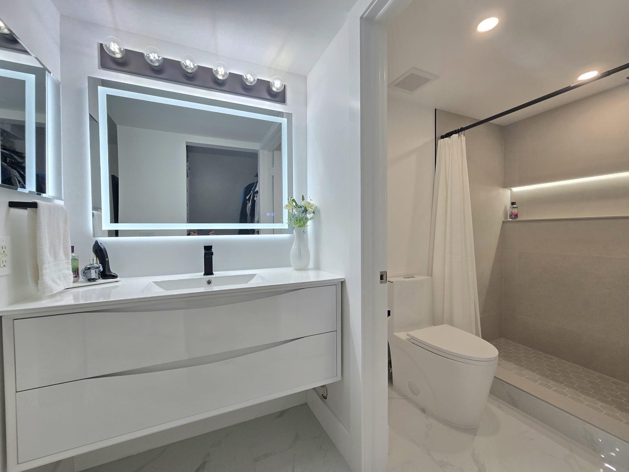 5577 Courtyard, Margate FL 33063