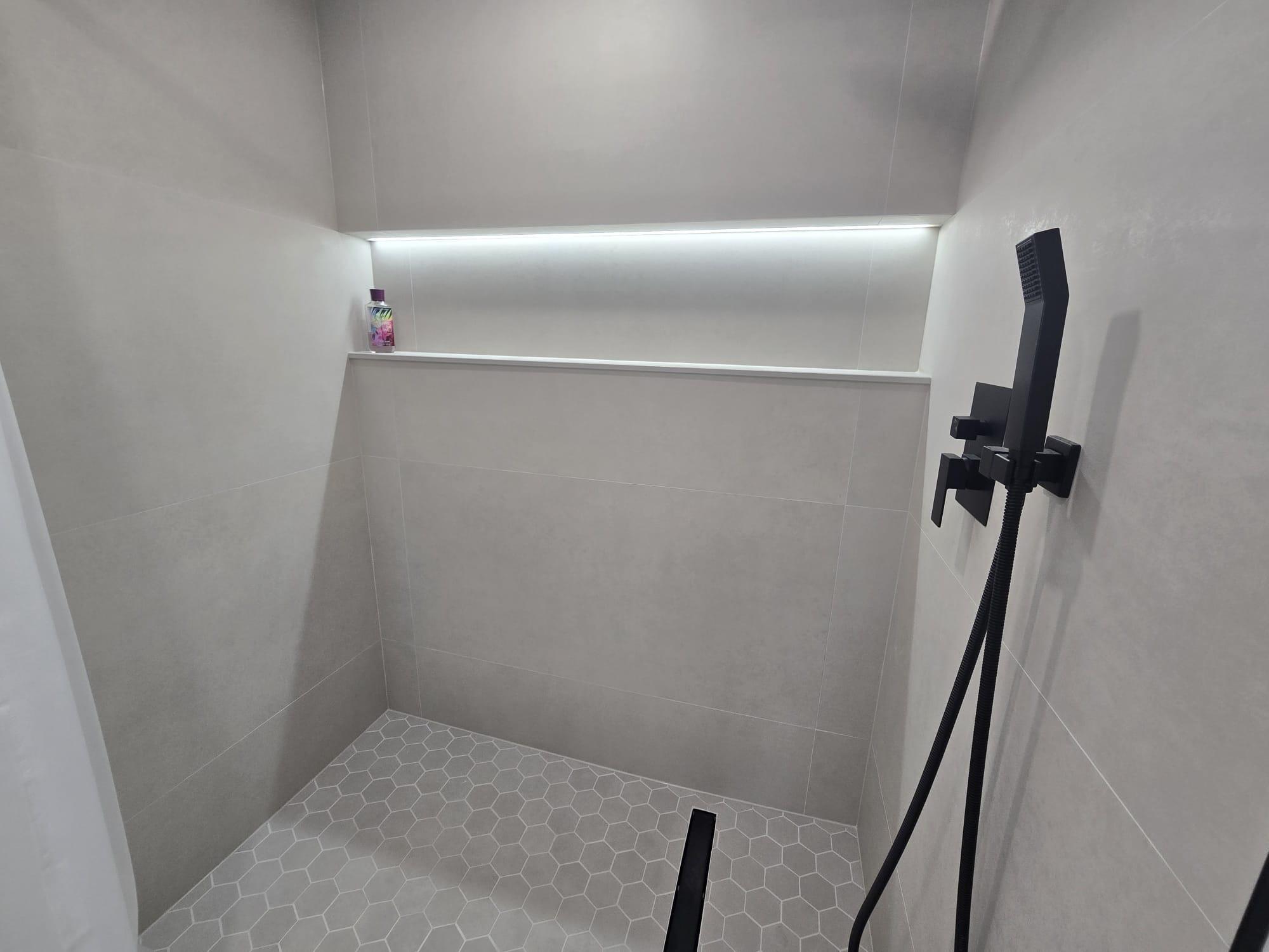 5577 Courtyard, Margate FL 33063