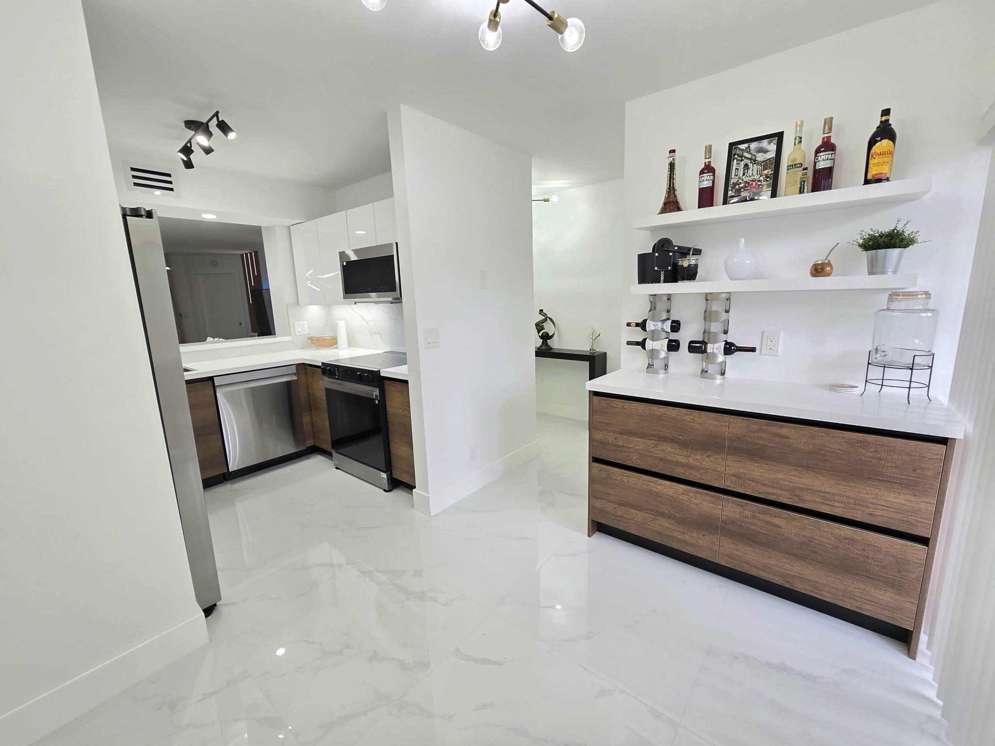 5577 Courtyard, Margate FL 33063